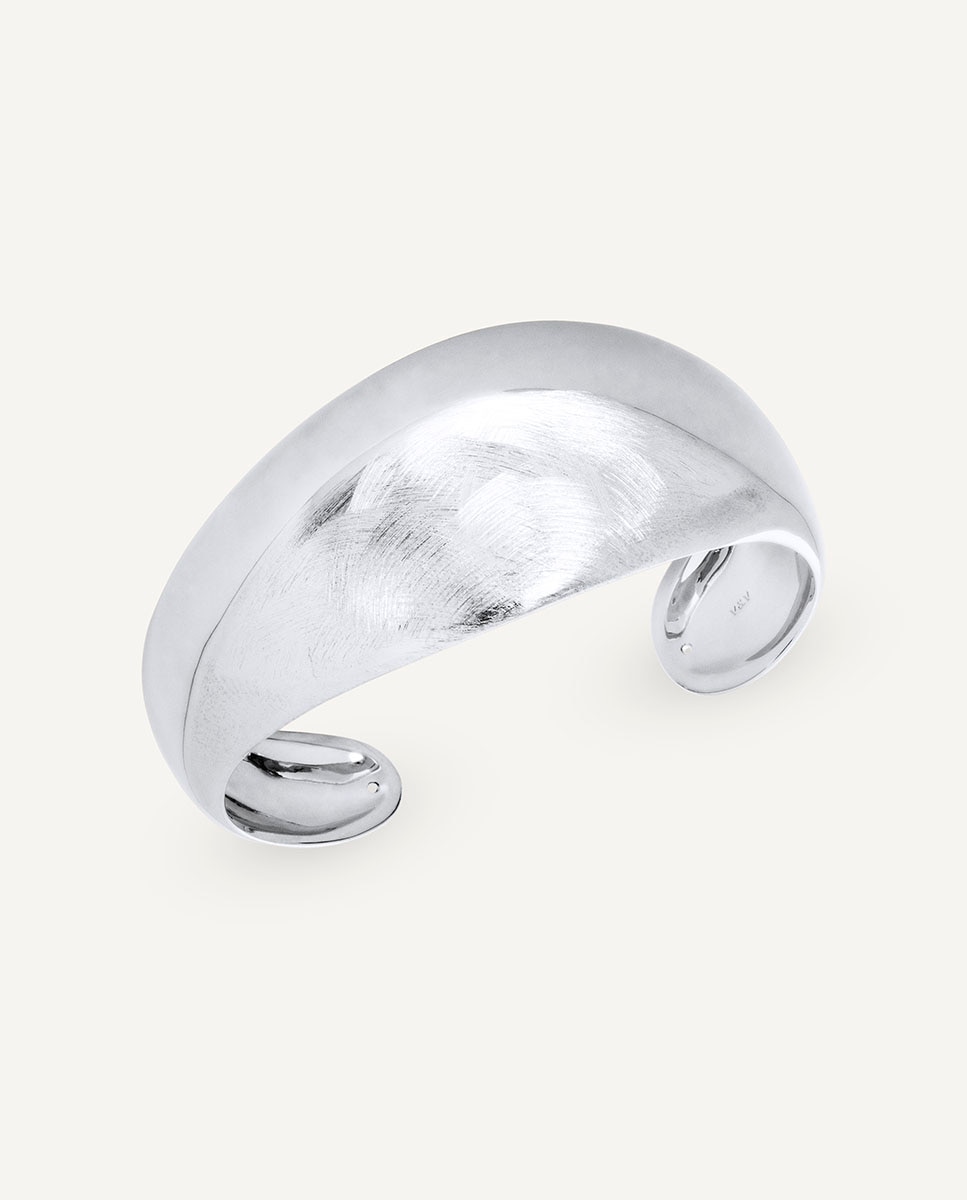 Imagen 0 de Brazalete rígido toffee bañado en plata de ley 925 Plateado