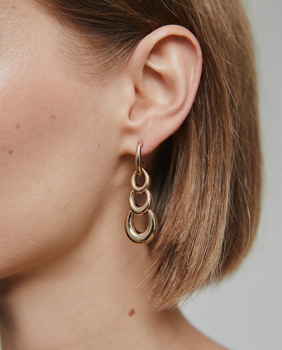 Pendientes suave largos bañados en oro de 18 kt Oro Vidal & Vidal Oro-2