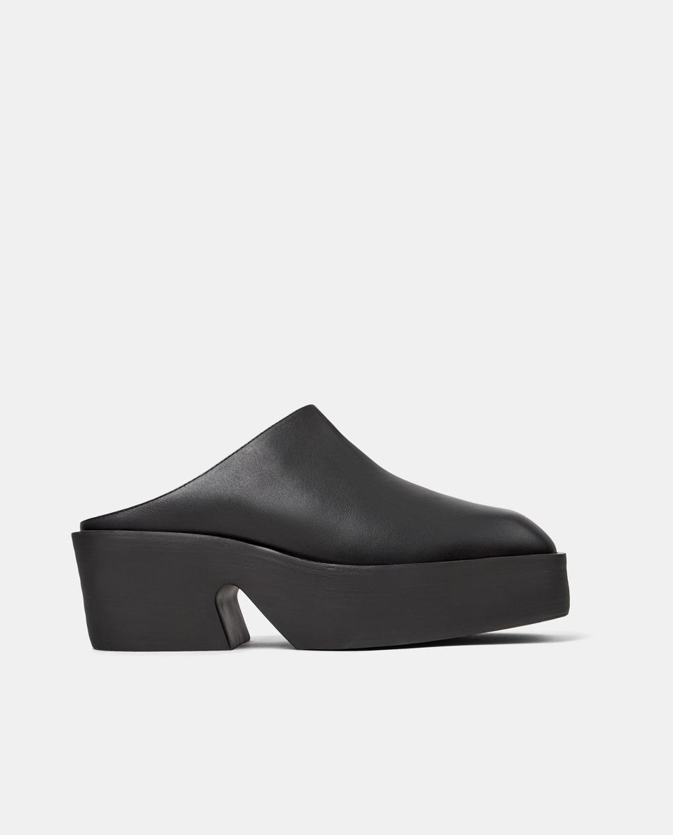 Camper - Mules de mujer Billie lisos con suela ultraligera.