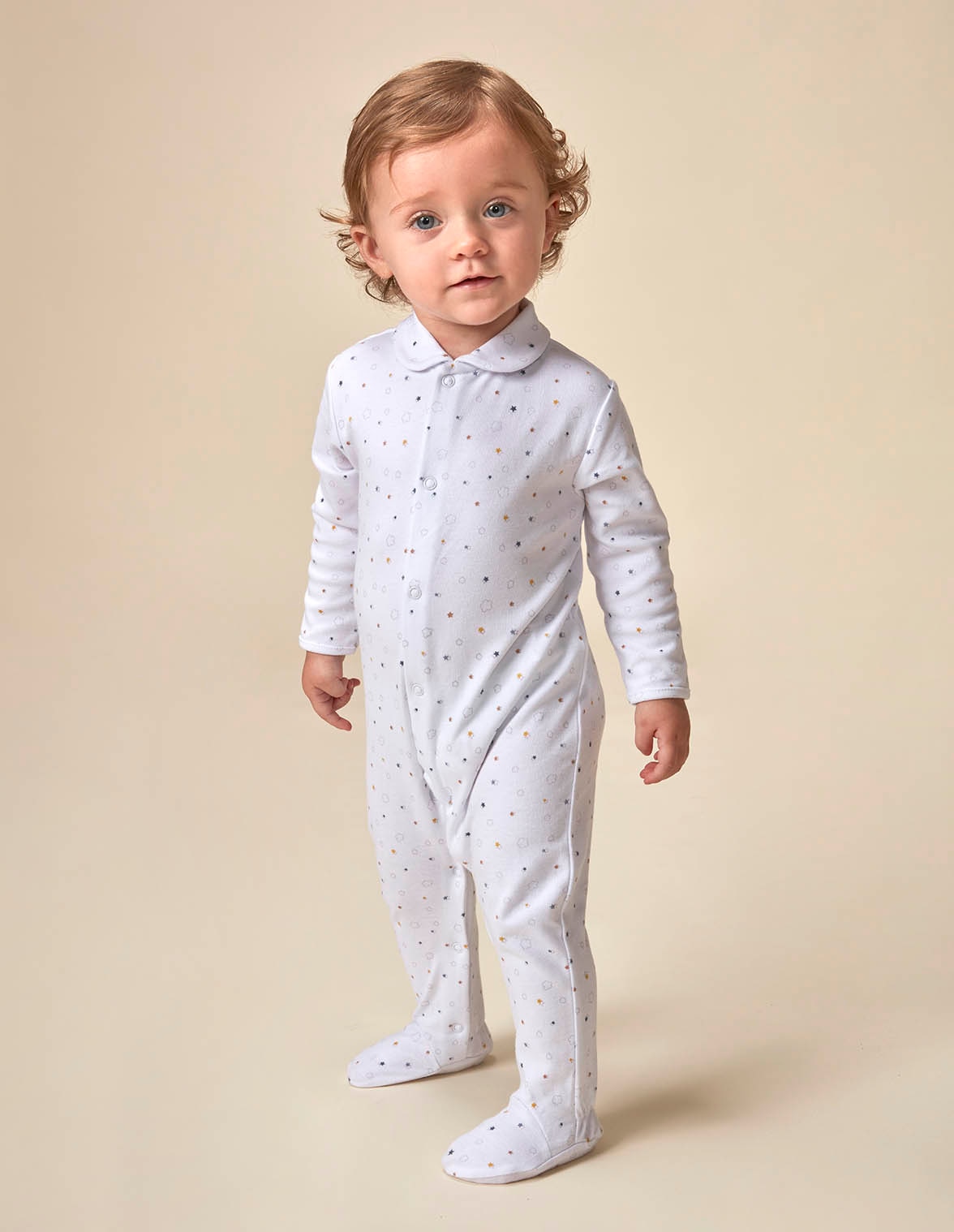 Pijama de bebé niño estampado con abertura delantera