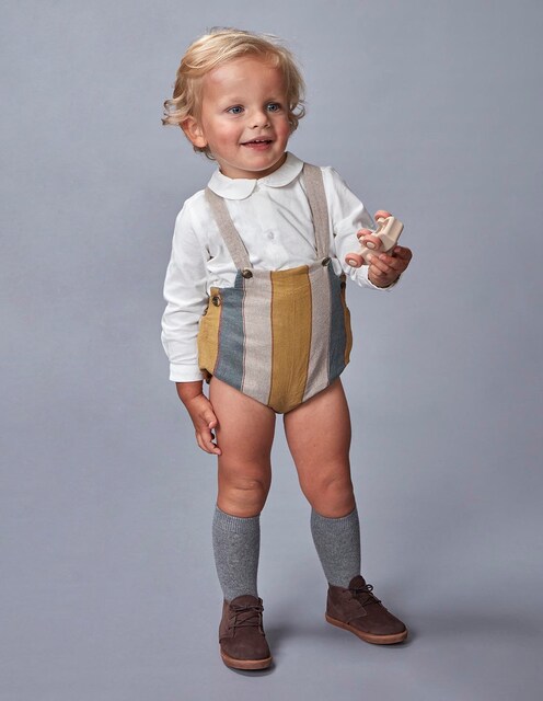 Imagen 0 de Pantalón de bebé niño corto de rayas con tirantes