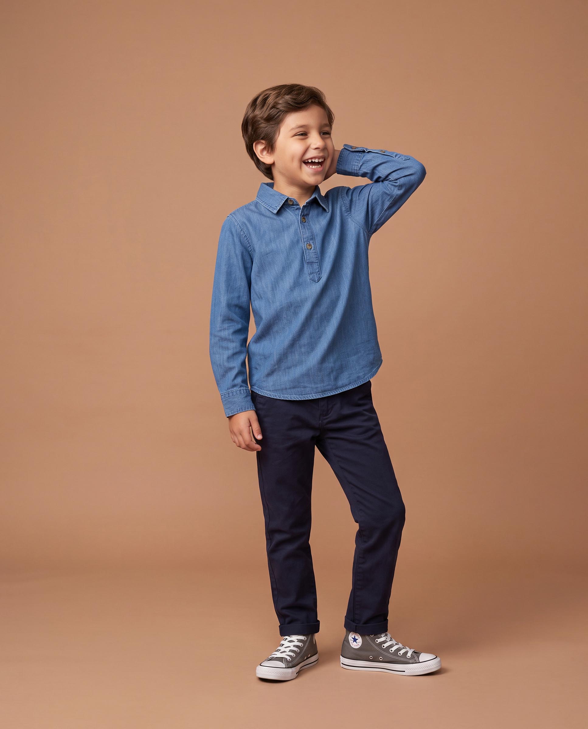 Imagen 3 de Camisa vaquera de niño con tapeta corta y canesú - Gocco - Azul índigo Azul índigo