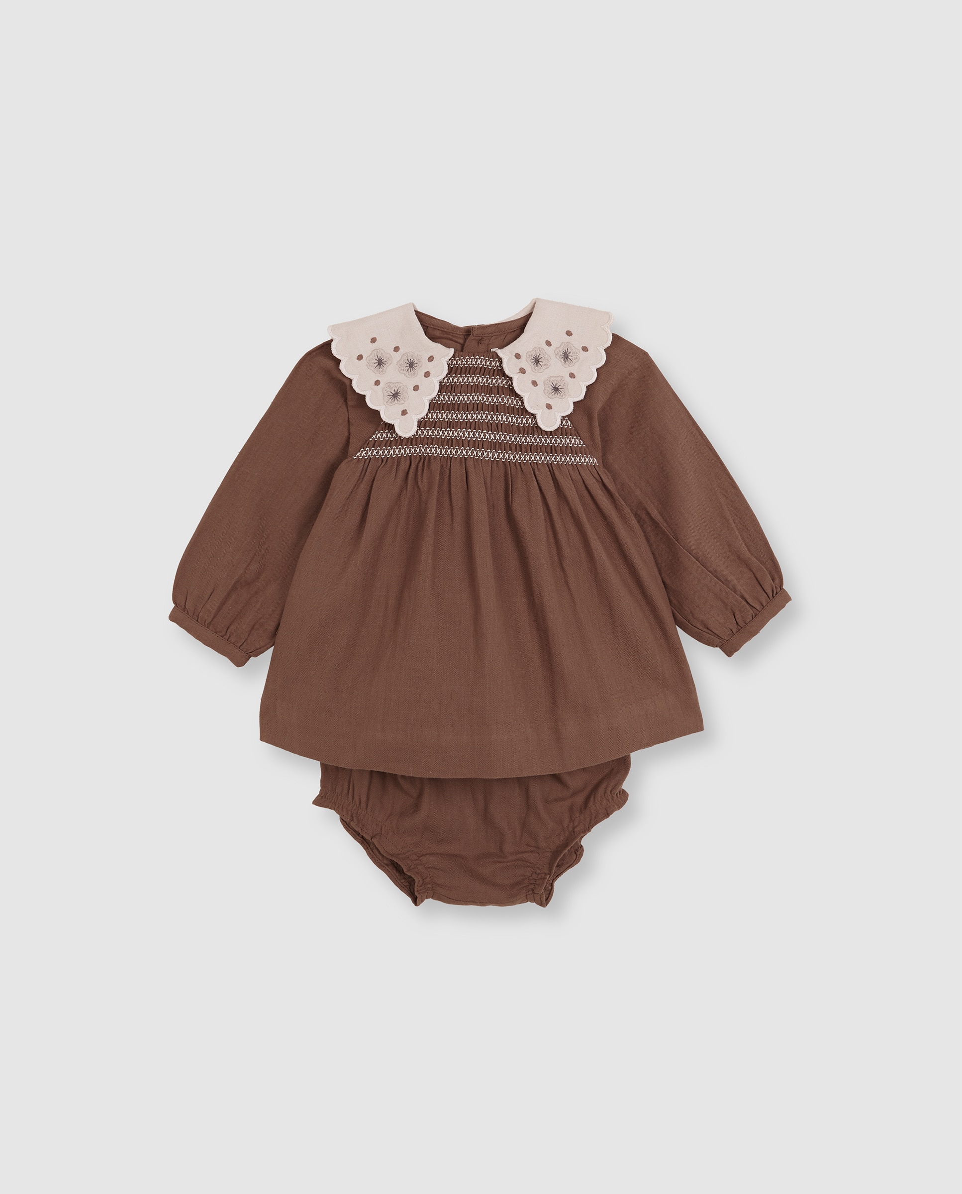 Imagen 0 de Vestido de bebé con nido de abeja Marrón