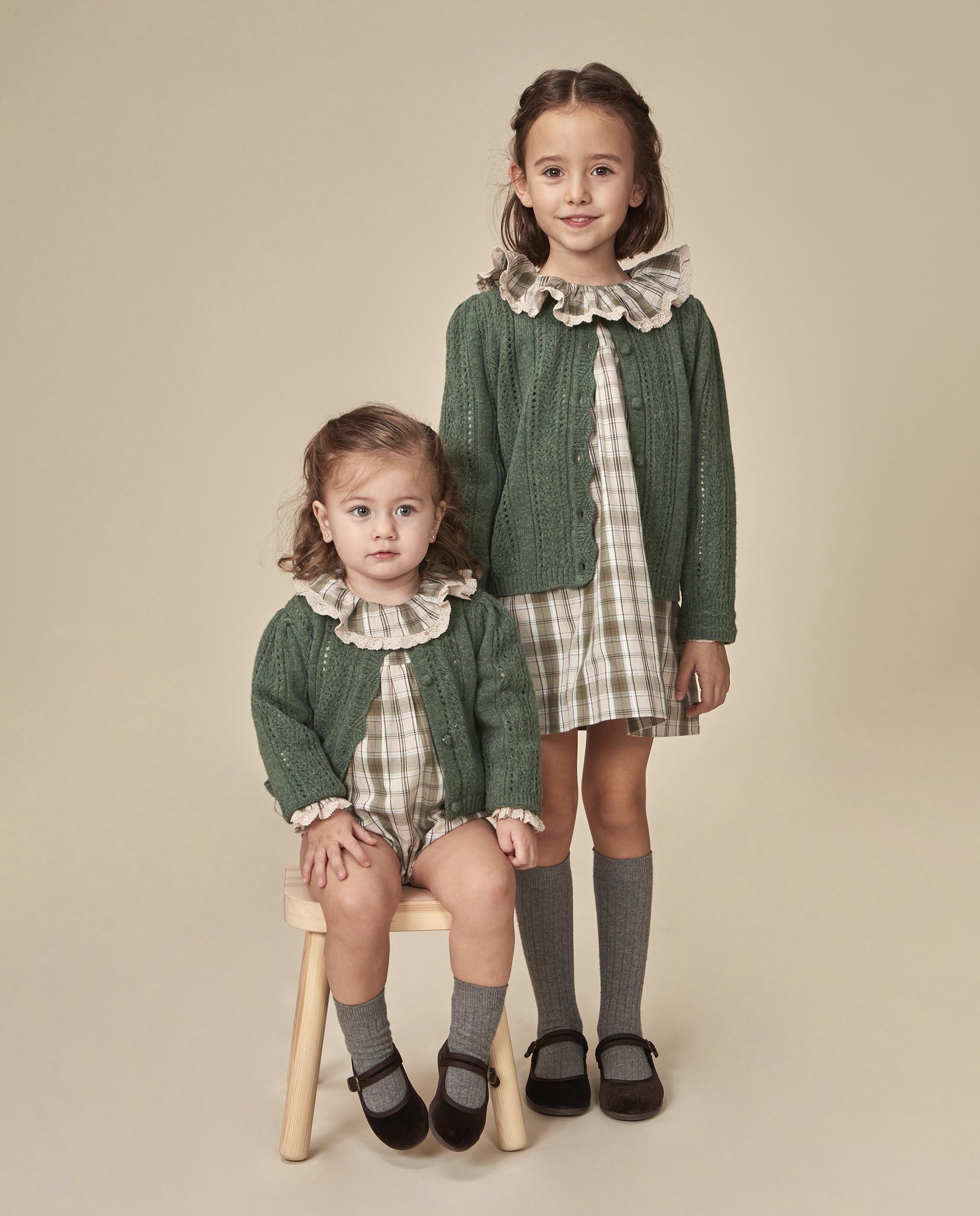 Imagen 3 de Vestido de niña de cuadros escoceses - Gocco - Piedra Piedra