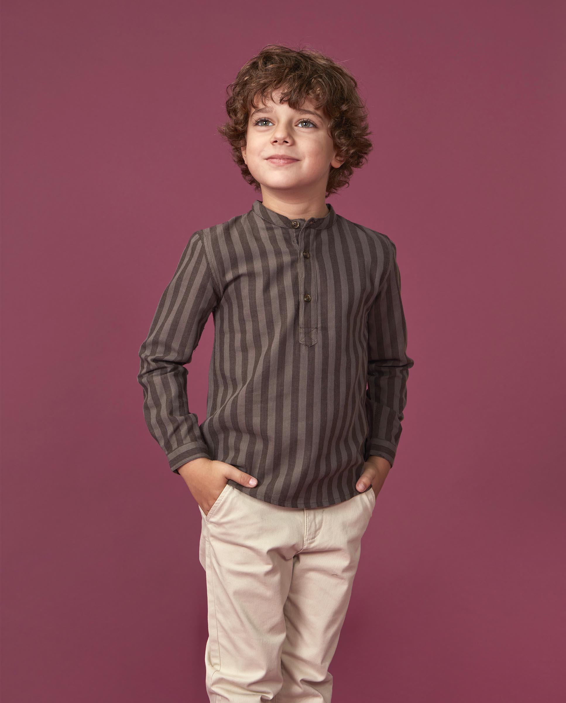 Imagen 2 de Camisa de niño de rayas con cuello mao - Gocco - Marrón oscuro Marrón oscuro