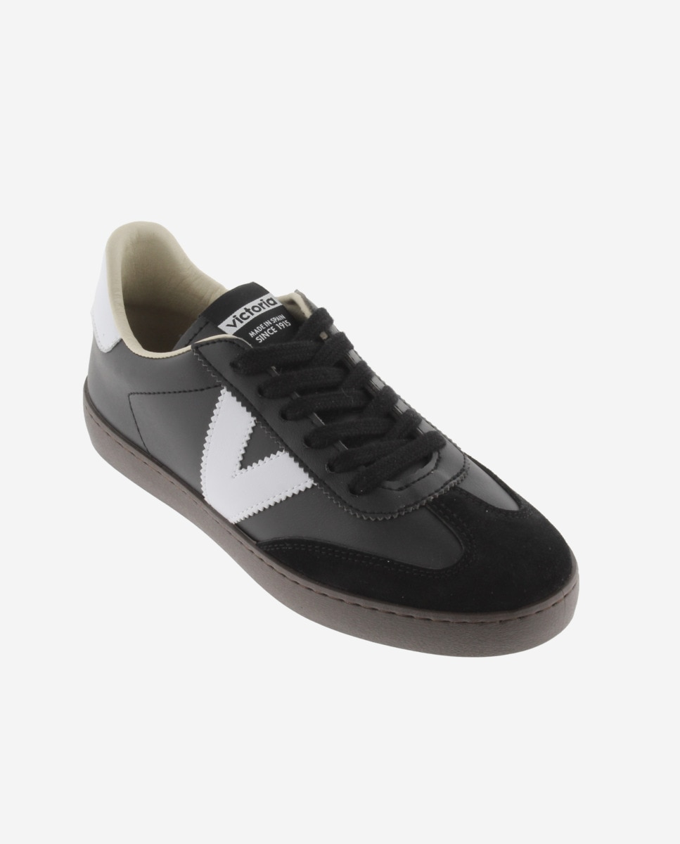 Zapatillas deportivas unisex con piezas en contraste y suela marrón chocolate - Victoria - Negro Negro-4