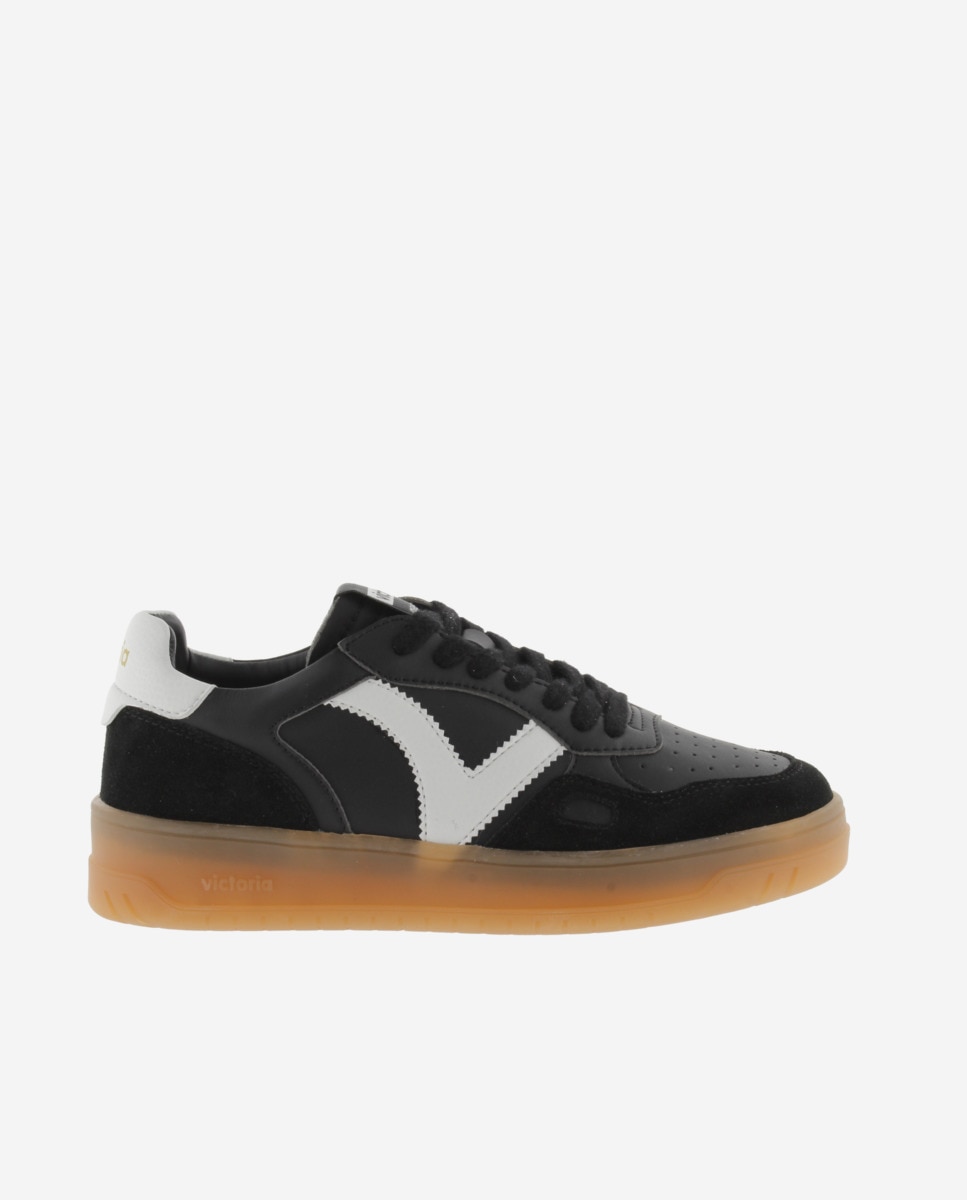 Victoria - Deportivas hombre unisex con piezas de color y serraje y suela caramelo.