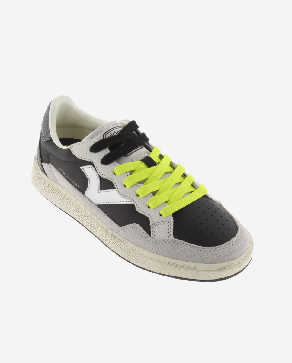 Zapatillas deportivas de mujer de piel con piezas de glitter y metalizadas - Victoria - Negro Negro-3