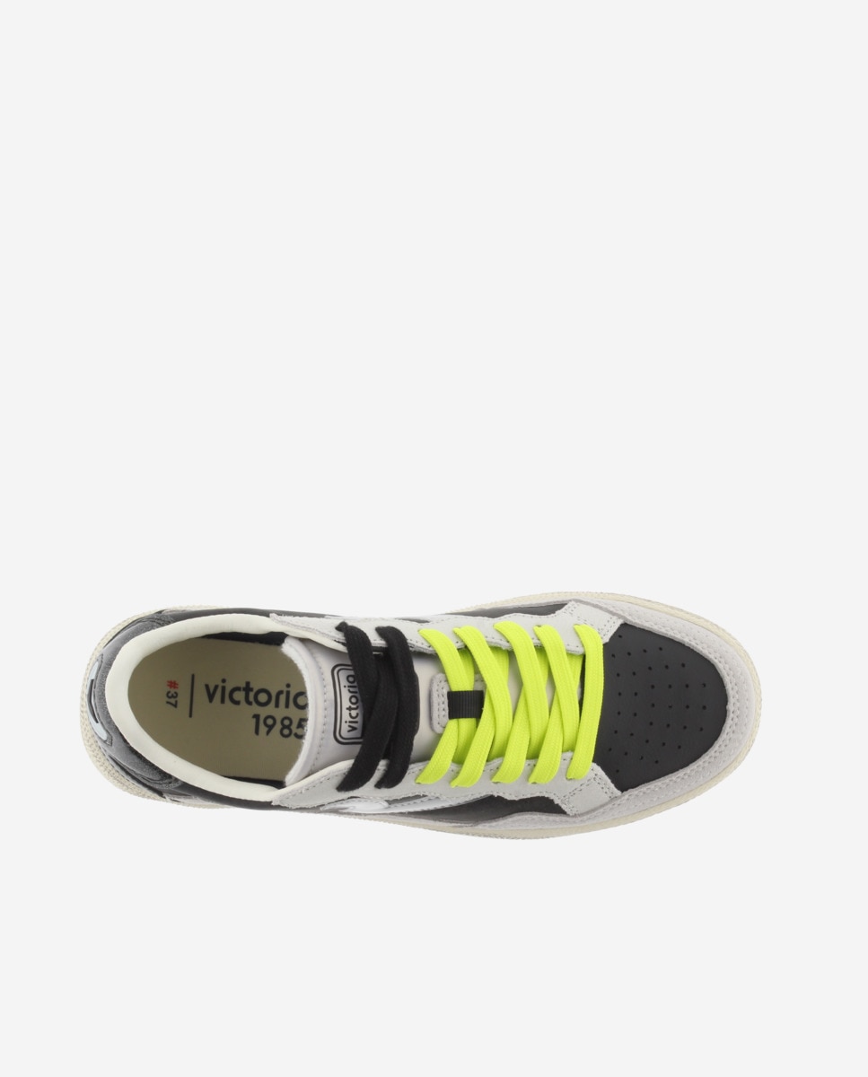 Zapatillas deportivas de mujer de piel con piezas de glitter y metalizadas - Victoria - Negro Negro-4