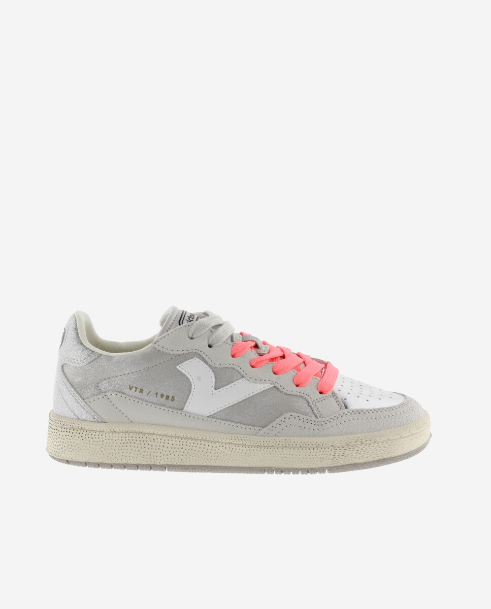 Zapatillas deportivas de mujer de piel con piezas de glitter y metalizadas - Victoria - Plata Plata-1