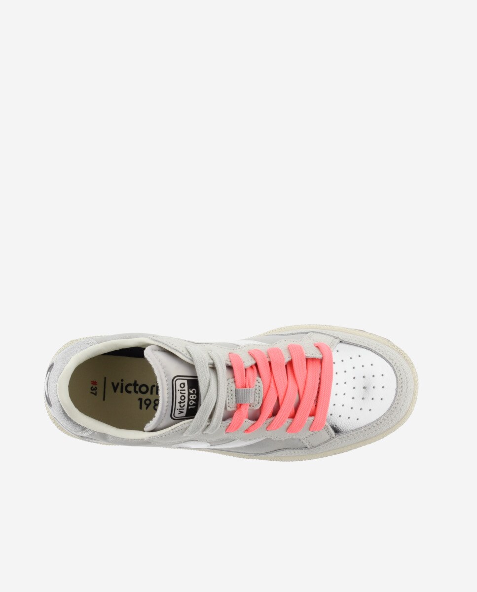 Zapatillas deportivas de mujer de piel con piezas de glitter y metalizadas - Victoria - Plata Plata-4
