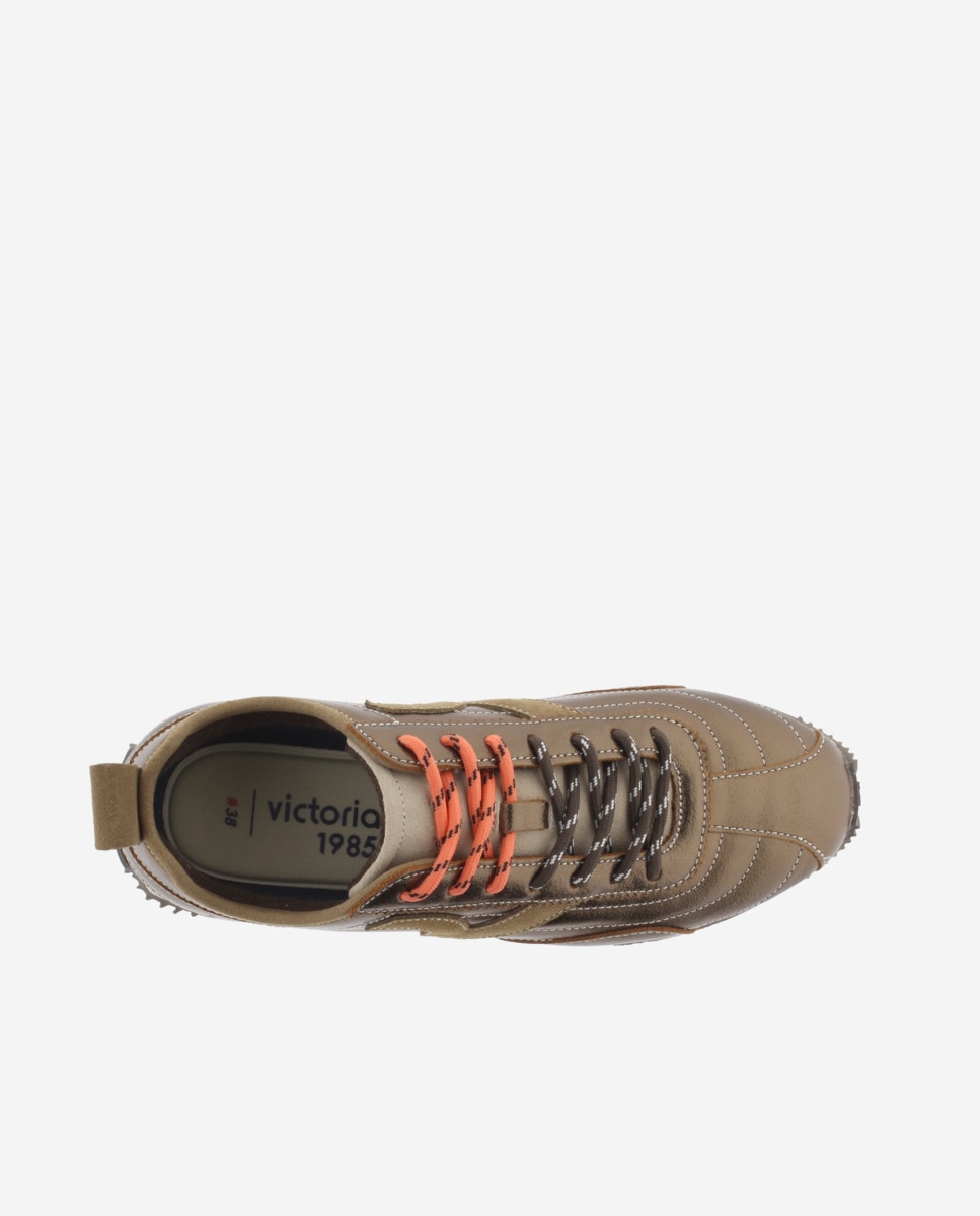 Zapatillas deportivas de mujer de piel metalizada con pespuntes a contraste - Victoria - Bronce Bronce-4