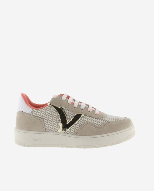 Imagen 0 de Zapatillas deportivas de mujer de rejilla con piezas de serraje al tono y logotipo metalizado