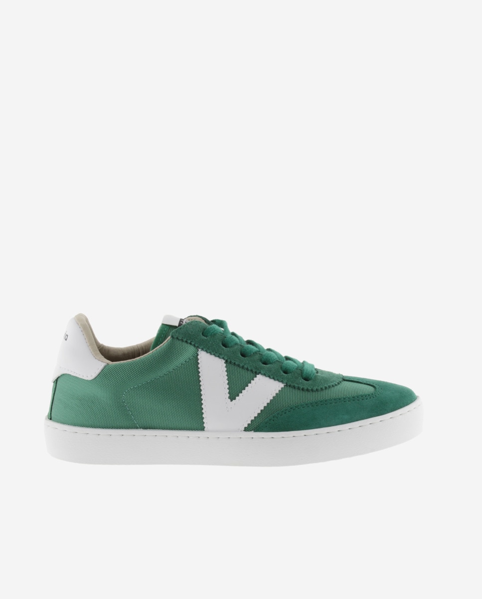 Victoria - Zapatillas deportivas unisex de nylon con piezas en contraste y de serraje al tono.