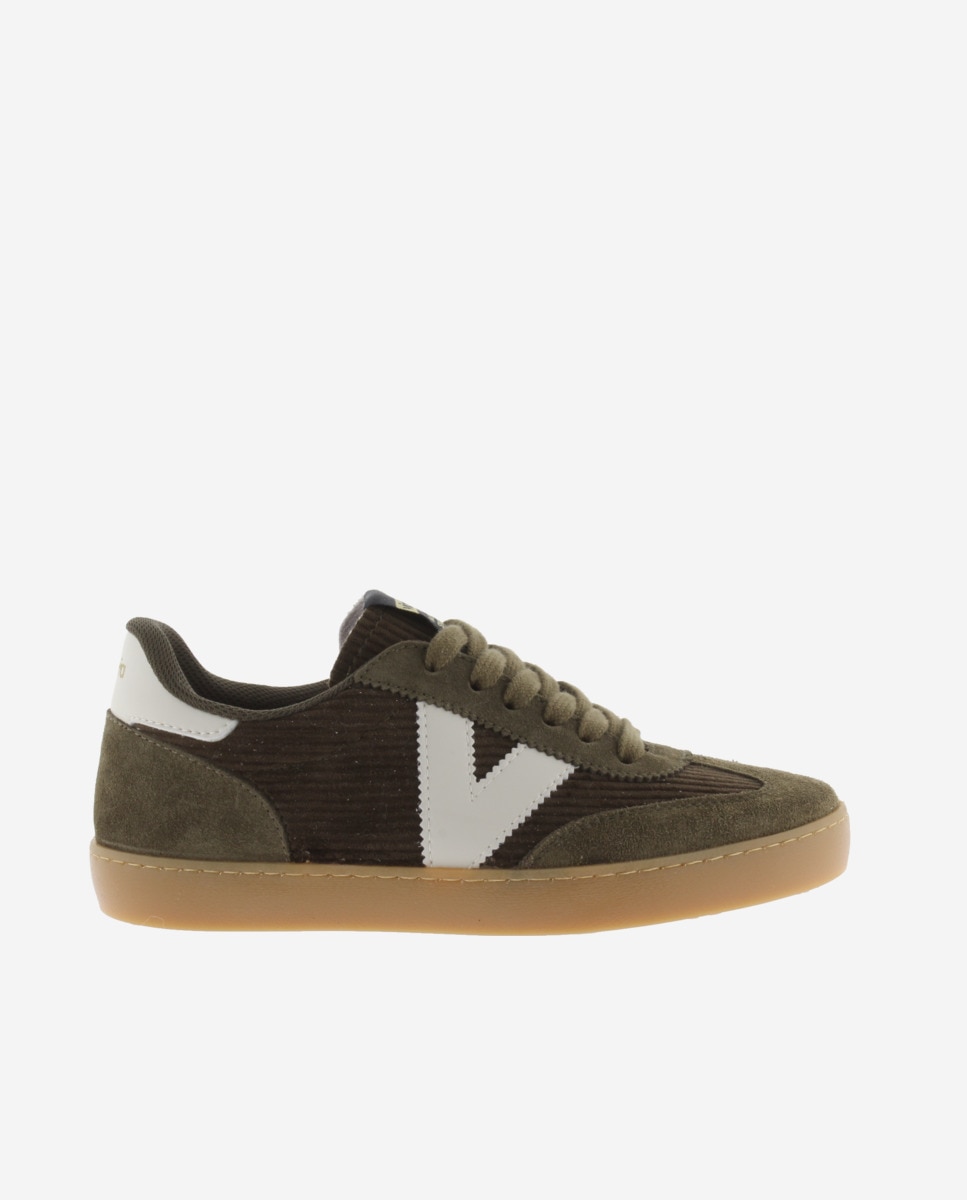 Zapatillas deportivas de mujer de pana con piezas en contraste y de serraje al tono y suela caramelo - Victoria - Kaki Kaki-1