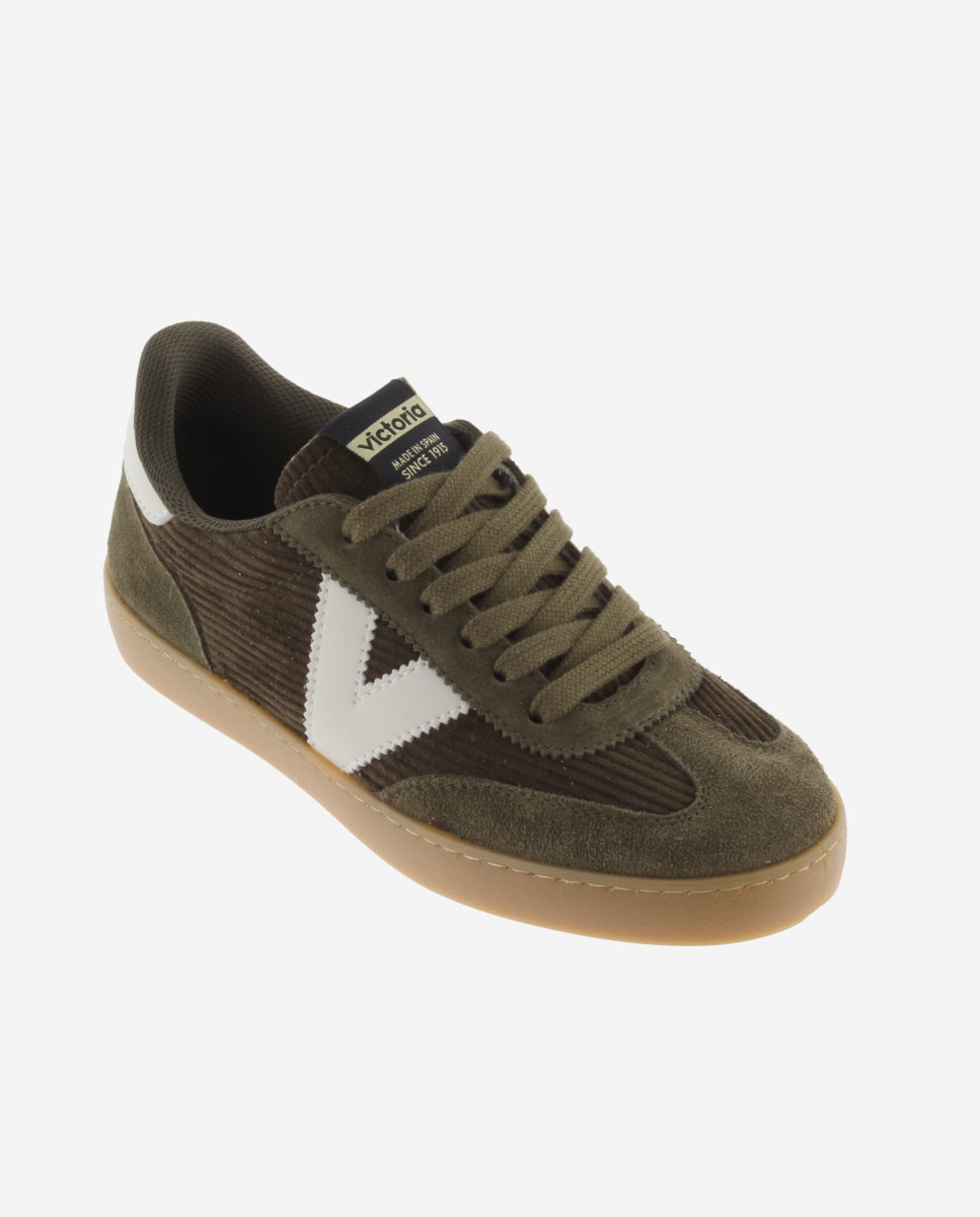 Zapatillas deportivas de mujer de pana con piezas en contraste y de serraje al tono y suela caramelo - Victoria - Kaki Kaki-3