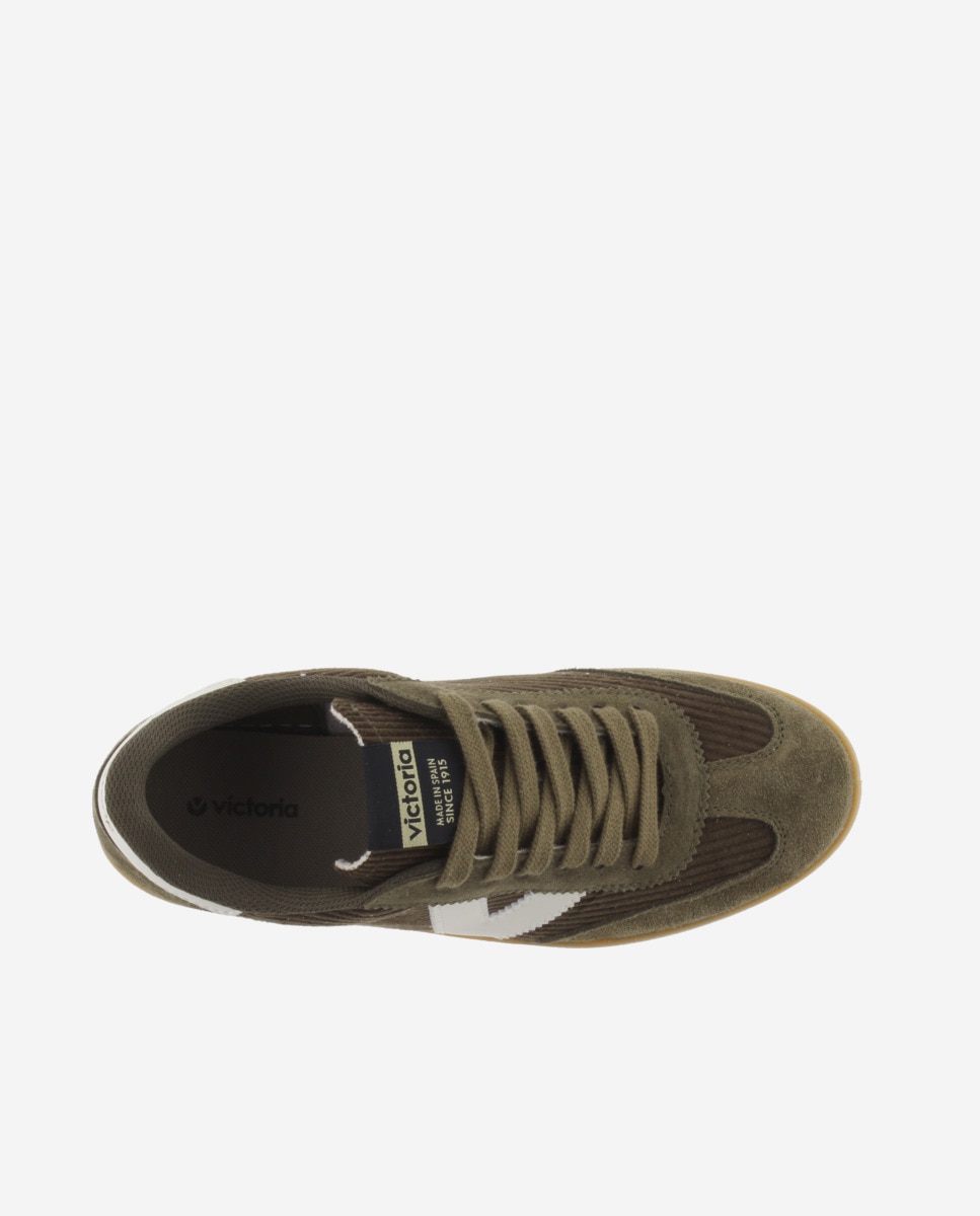 Zapatillas deportivas de mujer de pana con piezas en contraste y de serraje al tono y suela caramelo - Victoria - Kaki Kaki-4