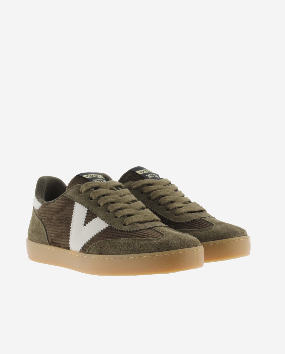 Zapatillas deportivas de mujer de pana con piezas en contraste y de serraje al tono y suela caramelo - Victoria - Kaki Kaki-5