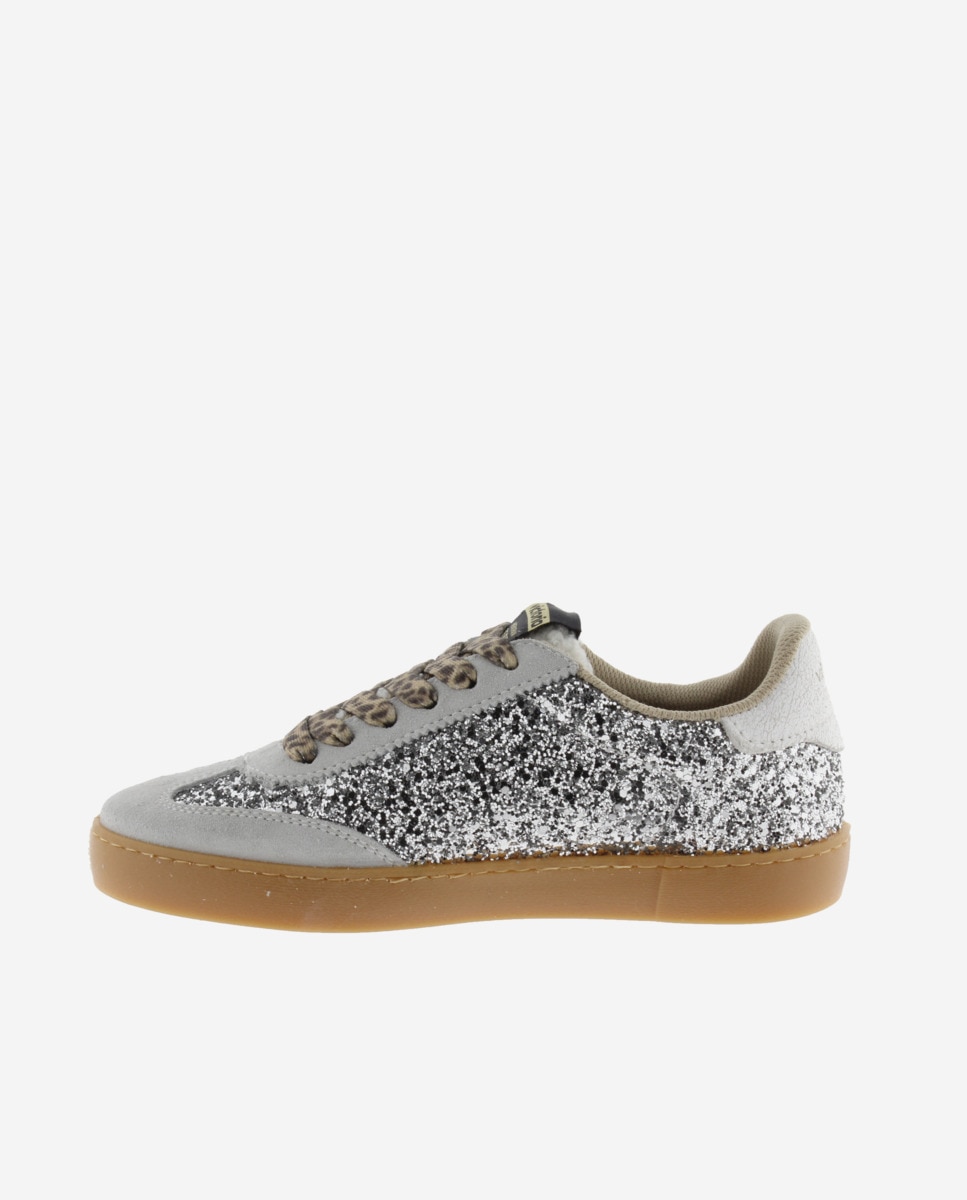 Zapatillas de serraje de mujer estilo retro con suela color caramelo - Victoria - Plata Plata-2