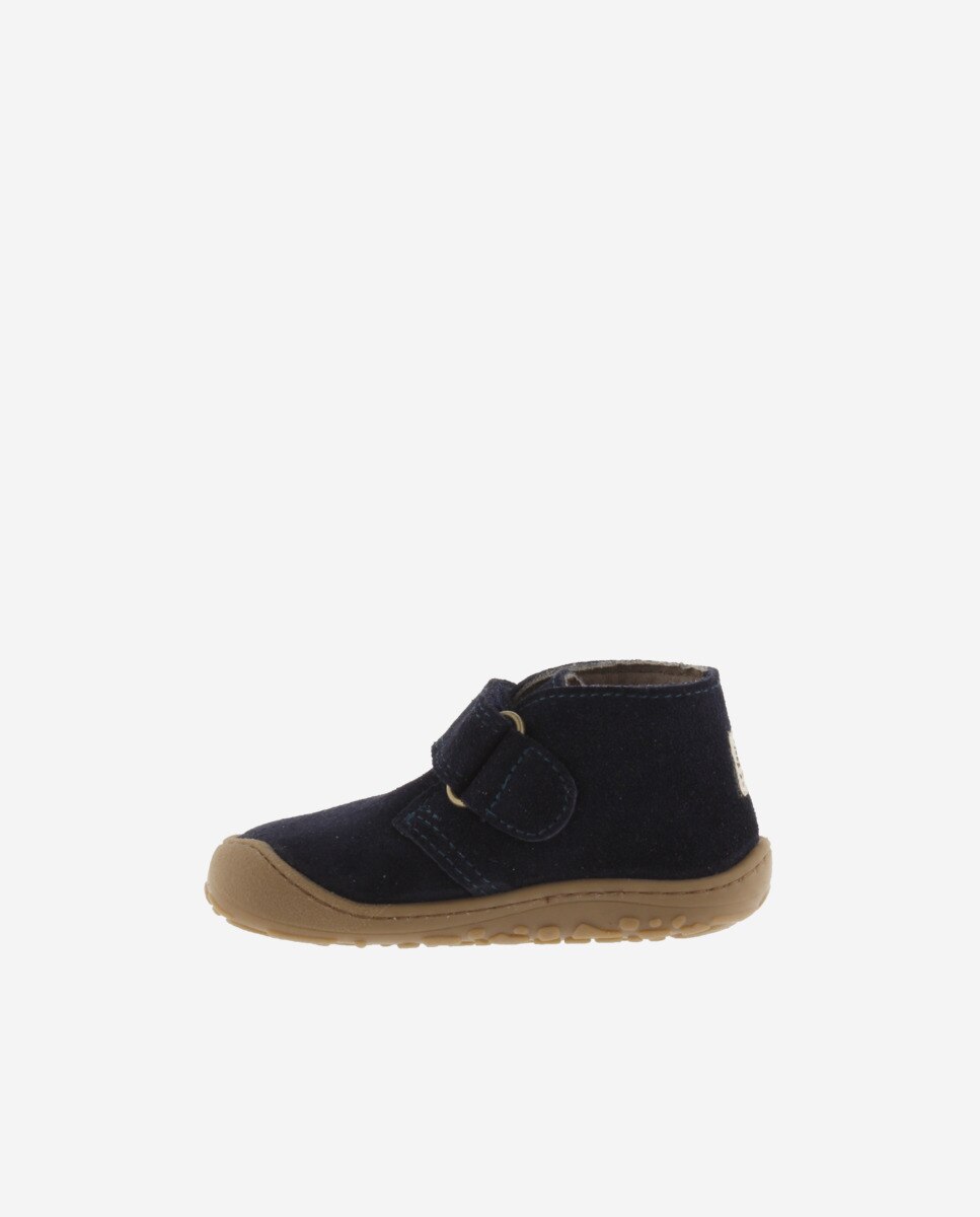 Victoria - Botines de niños barefoot de serraje con tira adherente.