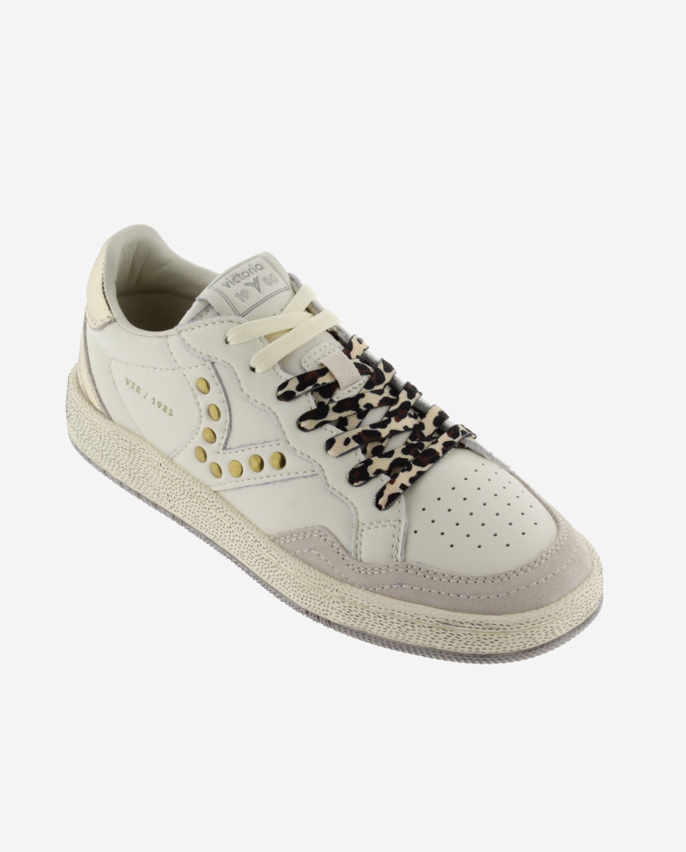 Zapatillas deportivas de mujer de piel con piezas metalizadas y logotipo con tachuelas - Victoria - Crema Crema-3