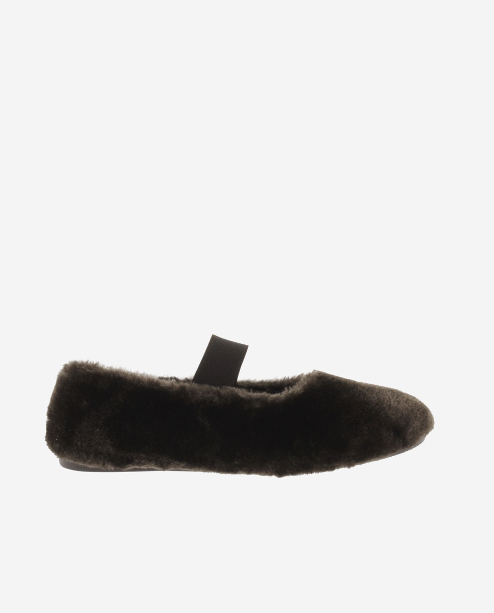Zapatillas de casa cerradas de mujer de pelo con elástico central y suela al tono - Victoria - Marrón Marrón-1