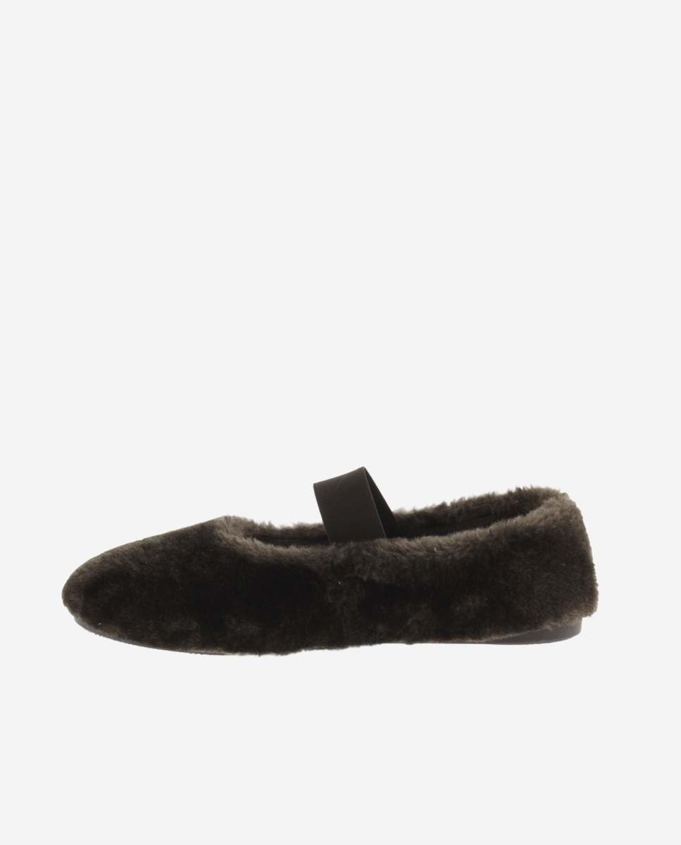 Zapatillas de casa cerradas de mujer de pelo con elástico central y suela al tono - Victoria - Marrón Marrón-2