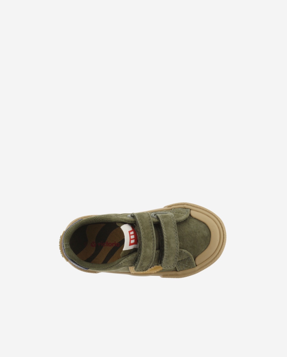 Imagen 4 de Zapatillas bajas de niños de serraje con piezas de color y doble cierre adherente - Victoria - Kaki Kaki