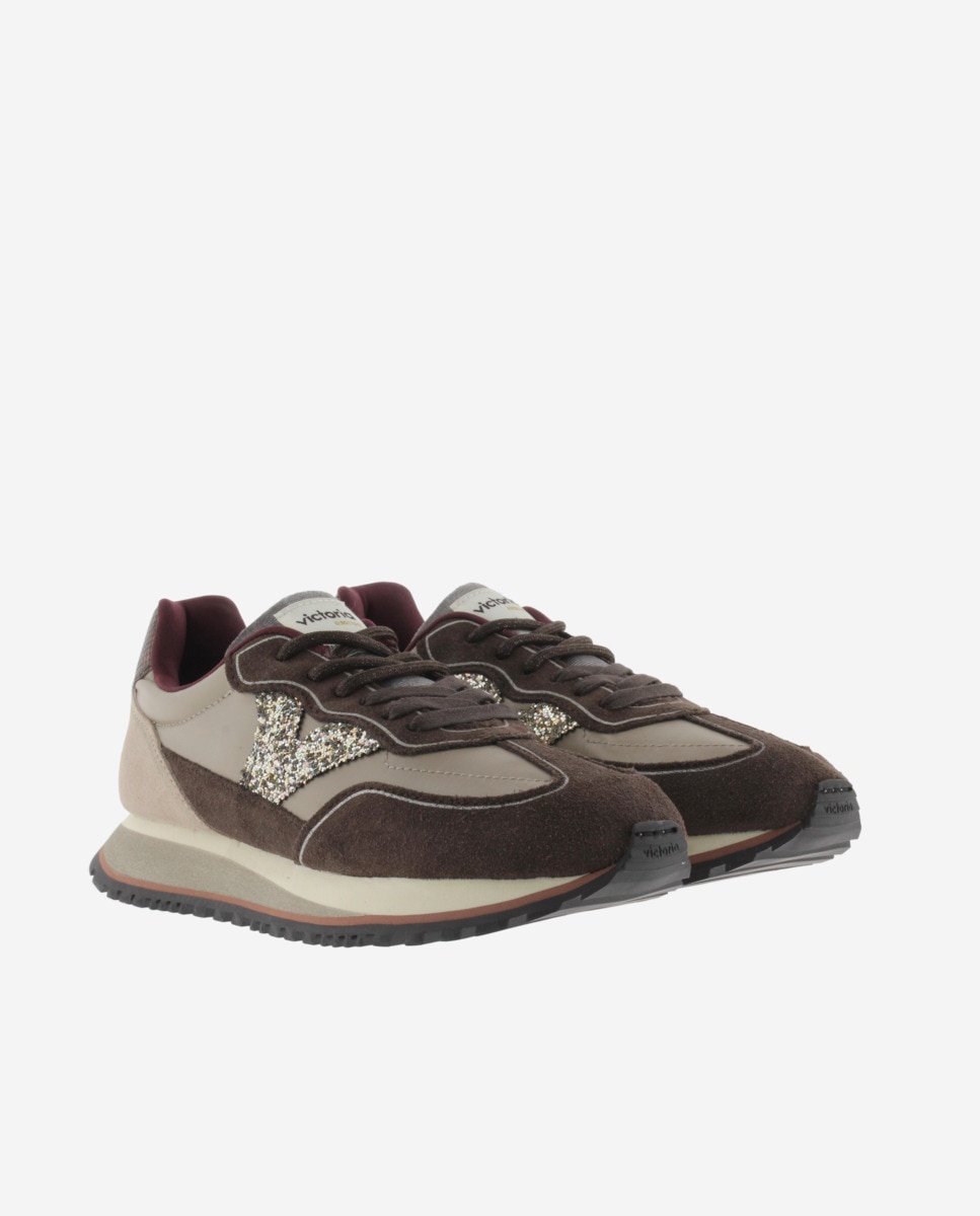 Zapatillas deportivas de mujer de nylon con piezas fantasía y de serraje y suela dentada - Victoria - Oro Oro-5
