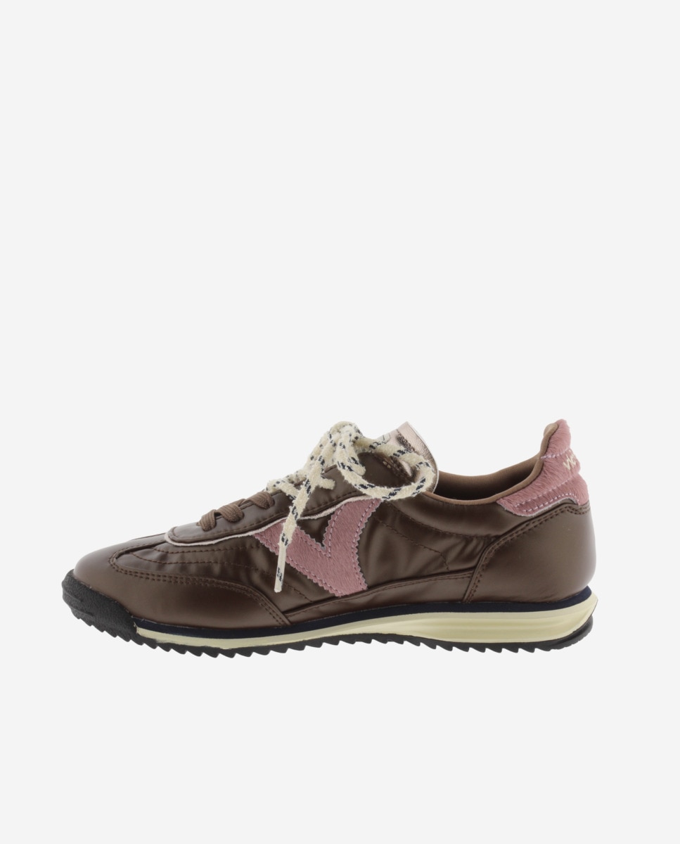 Zapatillas deportivas de mujer metalizadas con piezas de serraje y suela en sierra - Victoria - Marrón Marrón-2