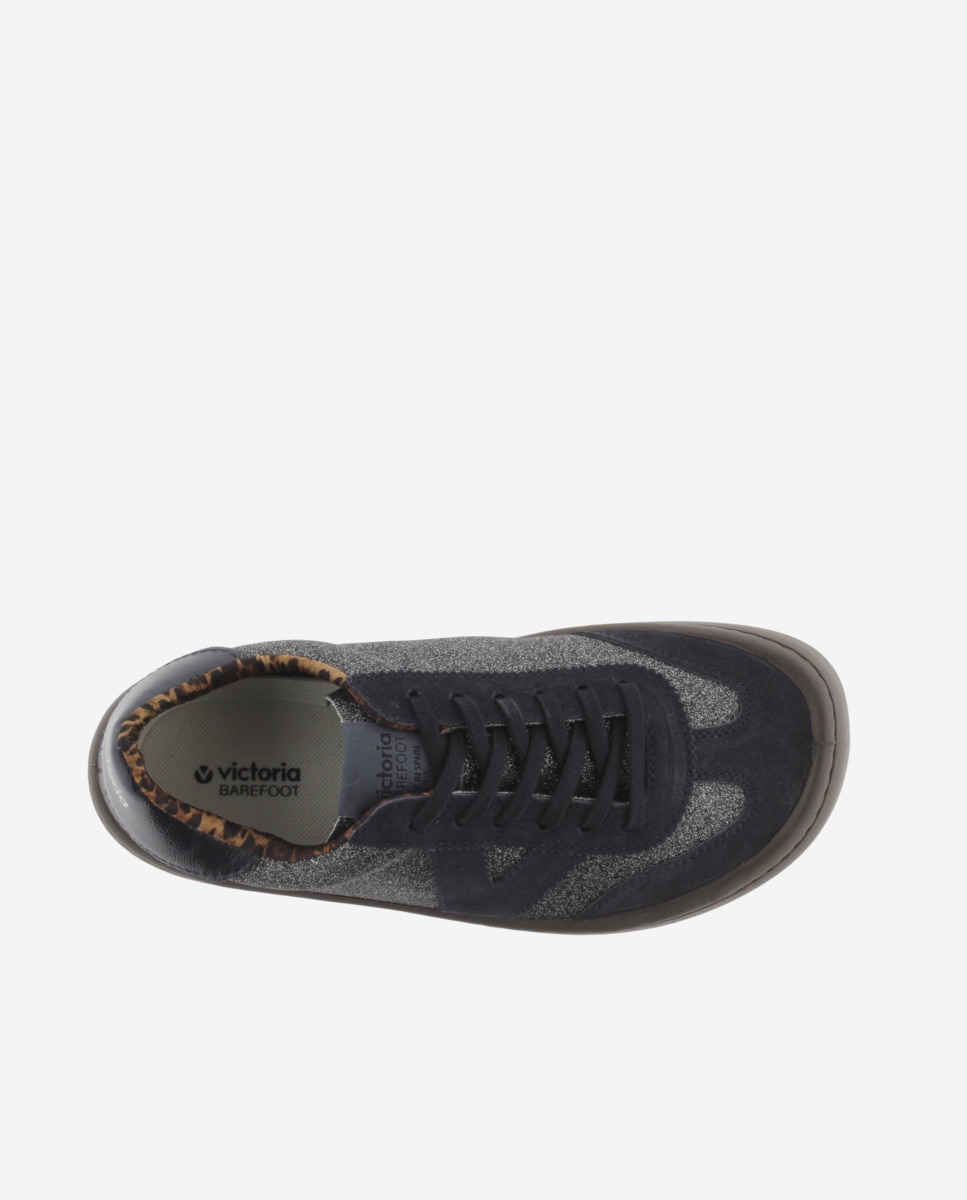 Zapatillas deportivas de mujer barefoot de glitter con piezas de serraje al tono y suela caramelo - Victoria - Antracita Antracita-4