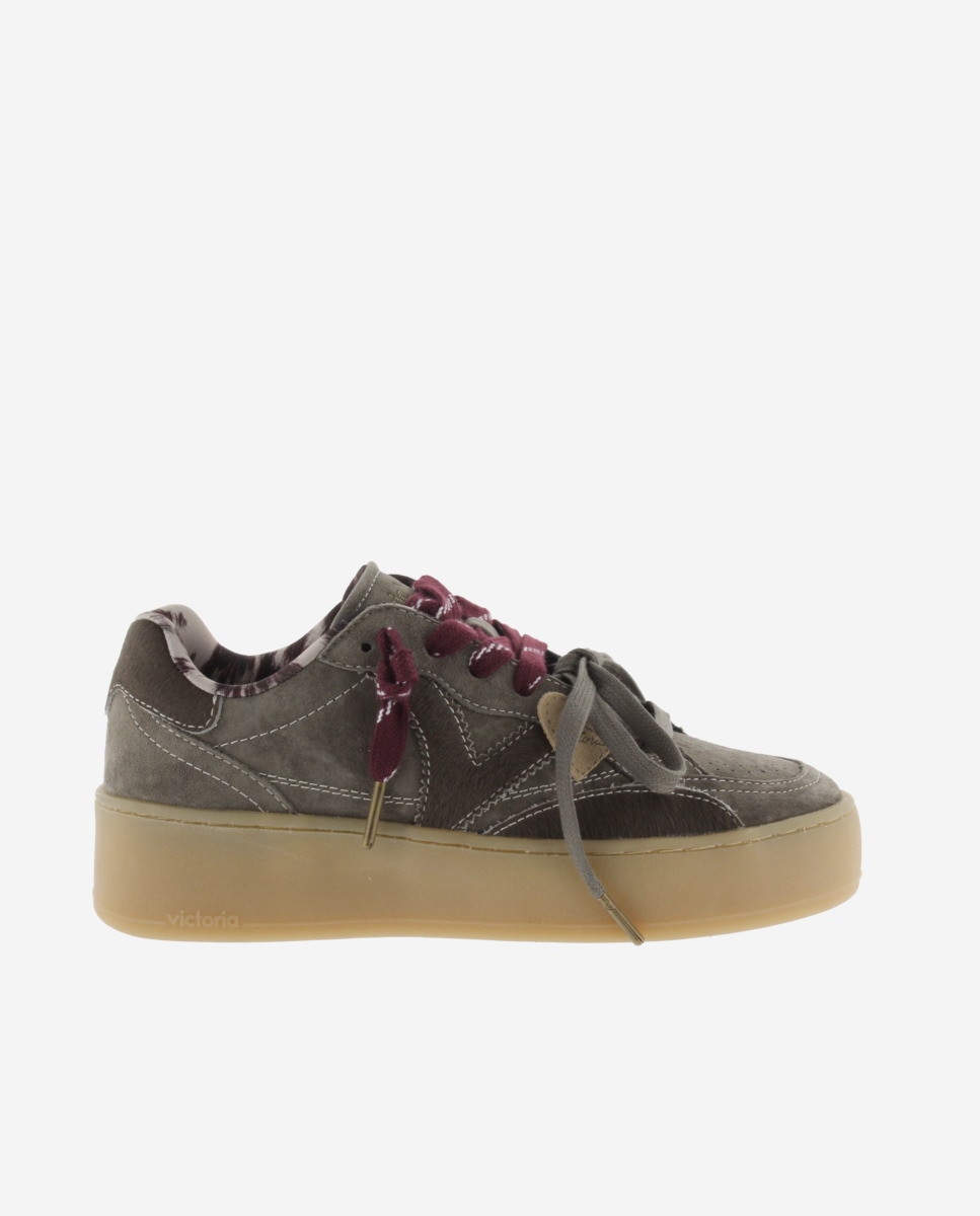 Zapatillas plataforma de mujer de serraje con detalles y doble cordón - Victoria - Kaki Kaki-1