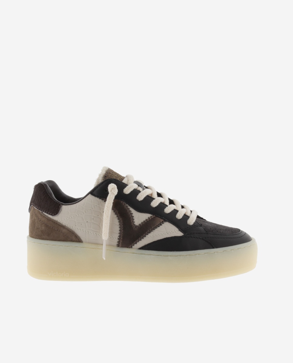 Zapatillas plataforma de mujer con piezas de serraje y detalles - Victoria - Negro Negro-1