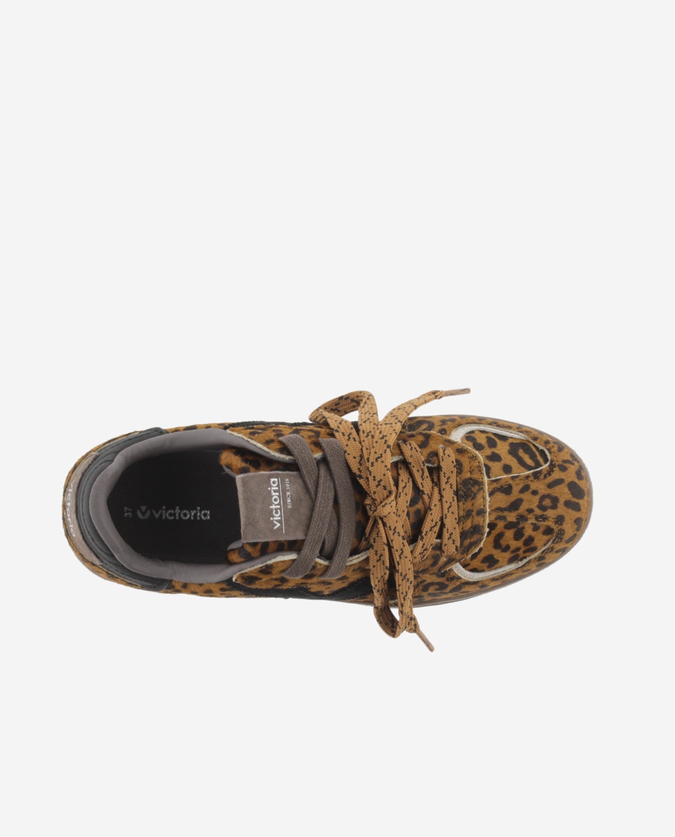 Zapatillas deportivas de mujer de potro animal print con suela marrón chocolate y doble cordón - Victoria - Cuero Cuero-4