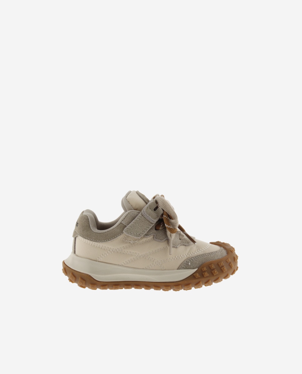 Zapatillas deportivas de niña de nylon con piezas de serraje y doble cordón - Victoria - Beige Beige-1