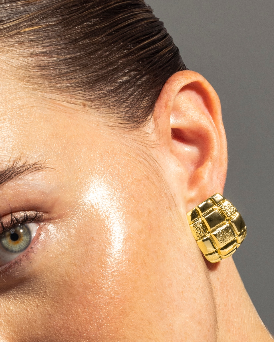 Pendientes Africa acabado en oro amarillo de 18k Oro-3