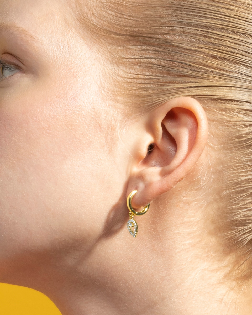 Pendientes de aro áfrica acabados en amarillo de 18 quilates con circonita brillante - Luxenter - Oro Oro-3