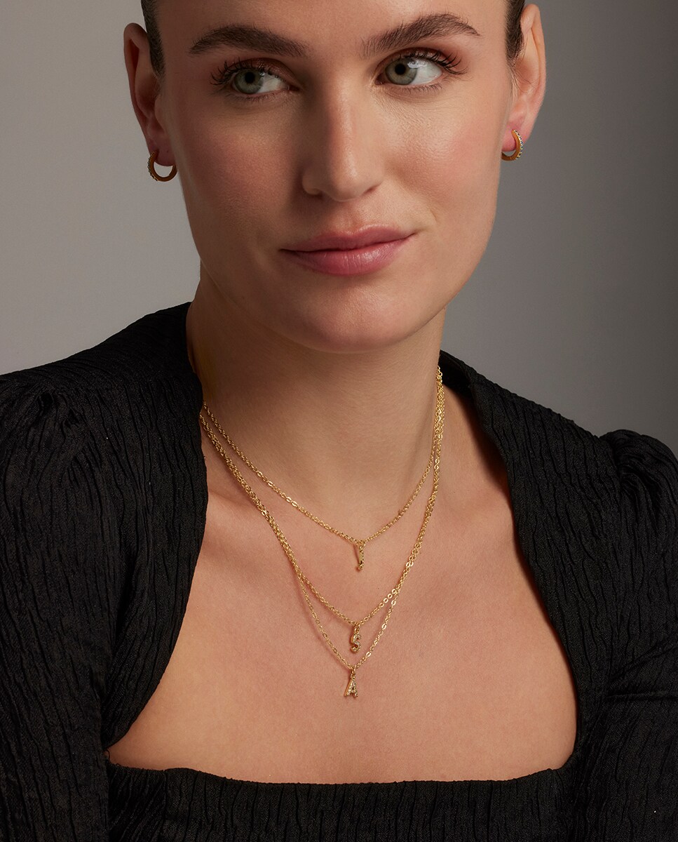 Collar Letras acabado en oro amarillo de 18k con circonita brillante Blanco-2