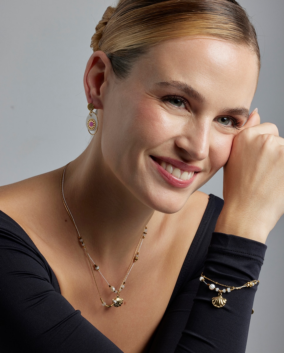 Pendientes Africa acabado en oro amarillo de 18k Oro-2