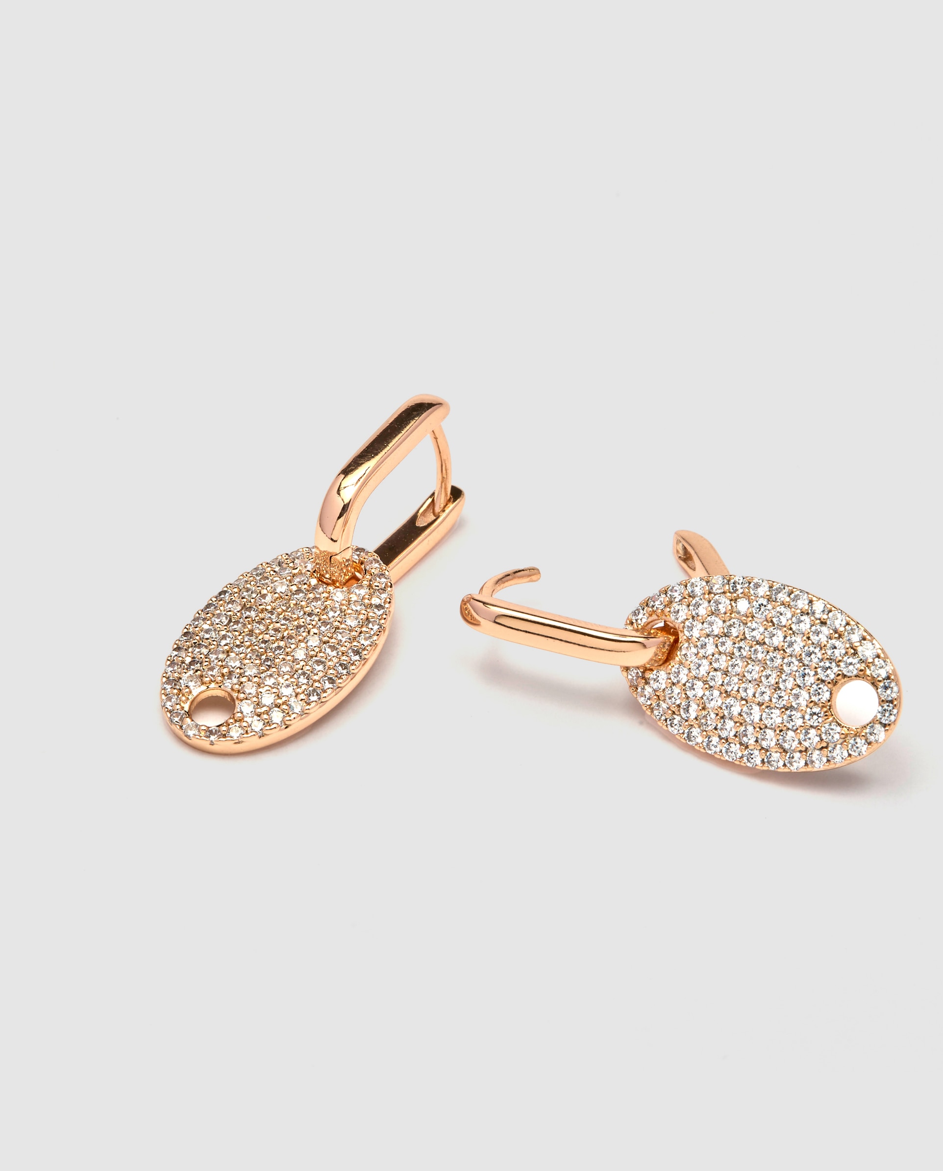 Pendientes áfrica acabados en oro amarillo de 18 quilates con circonita brillante - Luxenter - Oro Oro-5