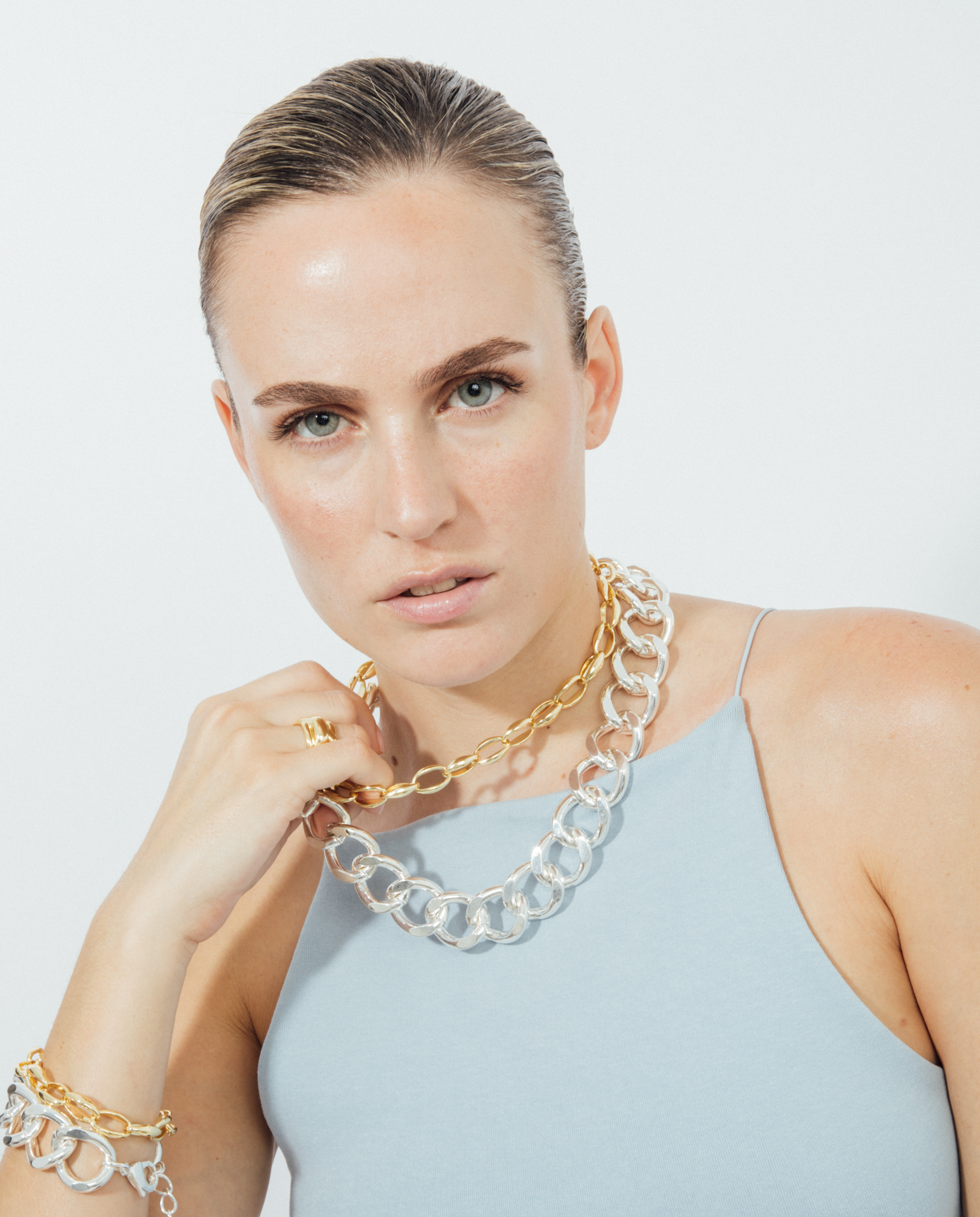 Anillo África acabado en oro amarillo de 18k Oro-3