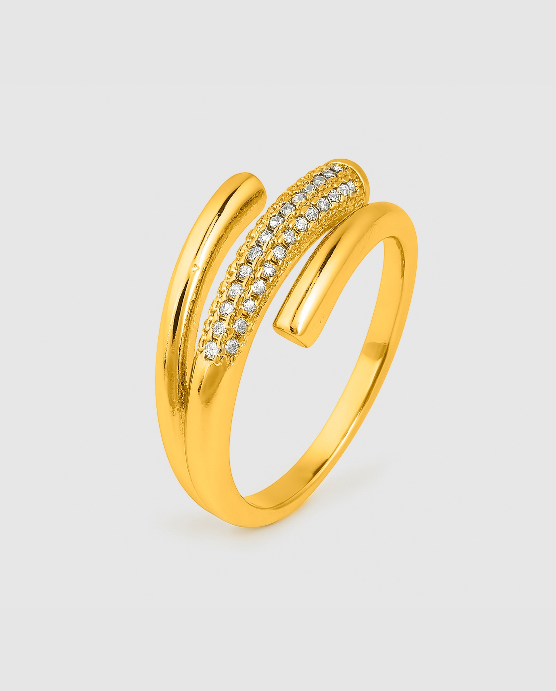 Imagen 0 de Anillo ajustable áfrica acabado en oro amarillo de 18 quilates con circonita brillante Oro