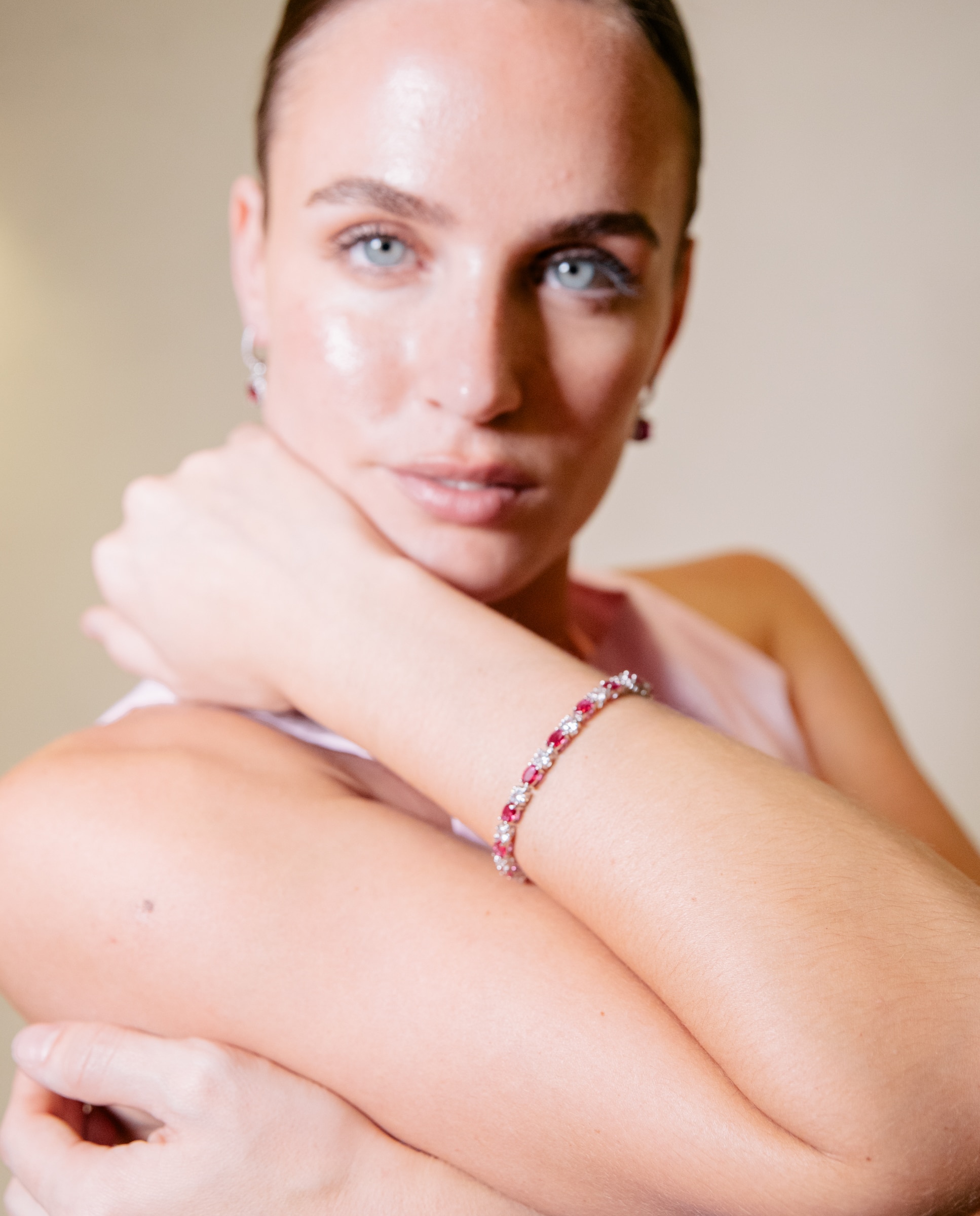 Pulsera riviere áfrica acabada en rodio con circonita rubí - Luxenter - Rojo Rojo-5