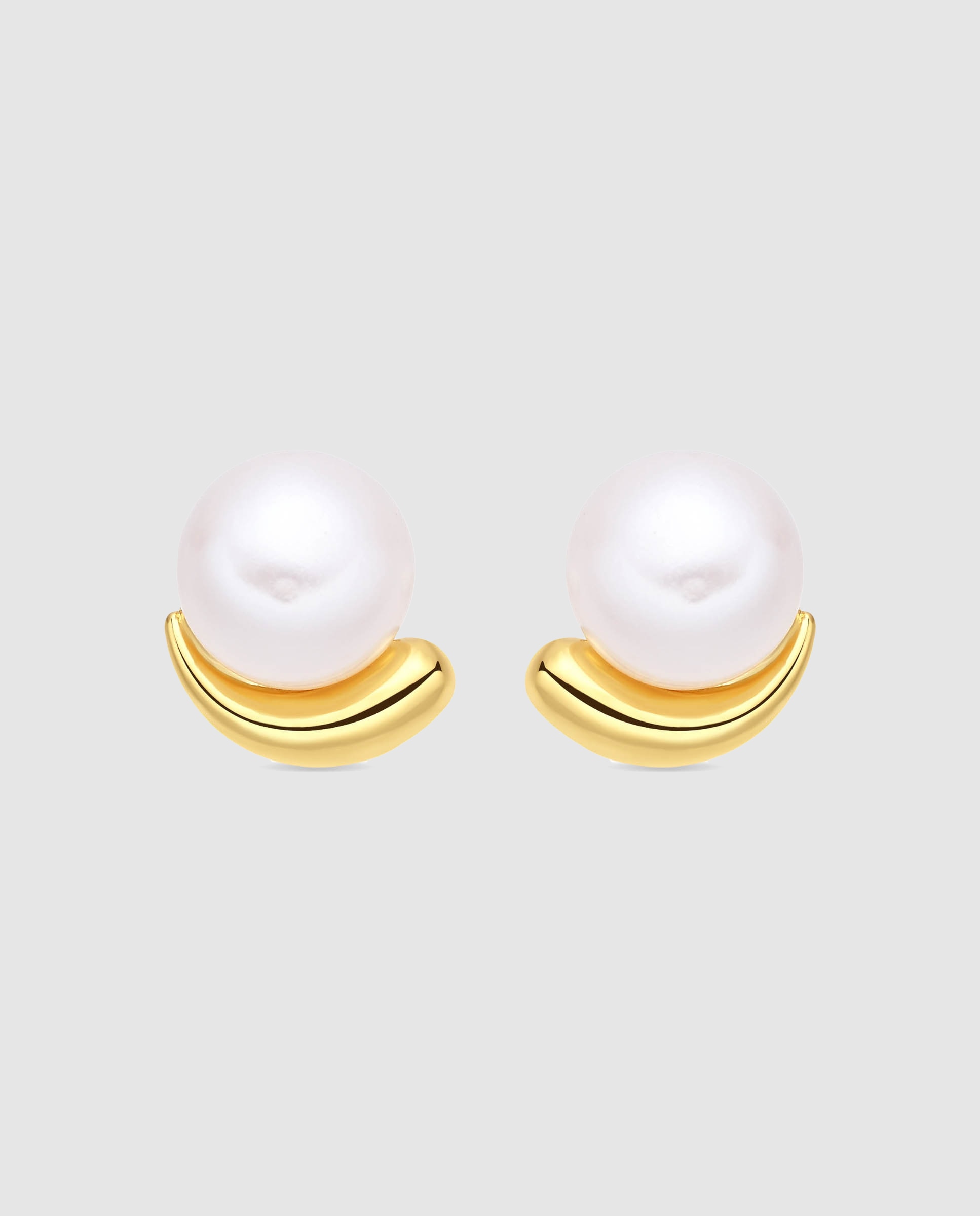 Pendientes basic con perla blanca acabados en oro amarillo de 18k - Luxenter - Dorado Dorado-1