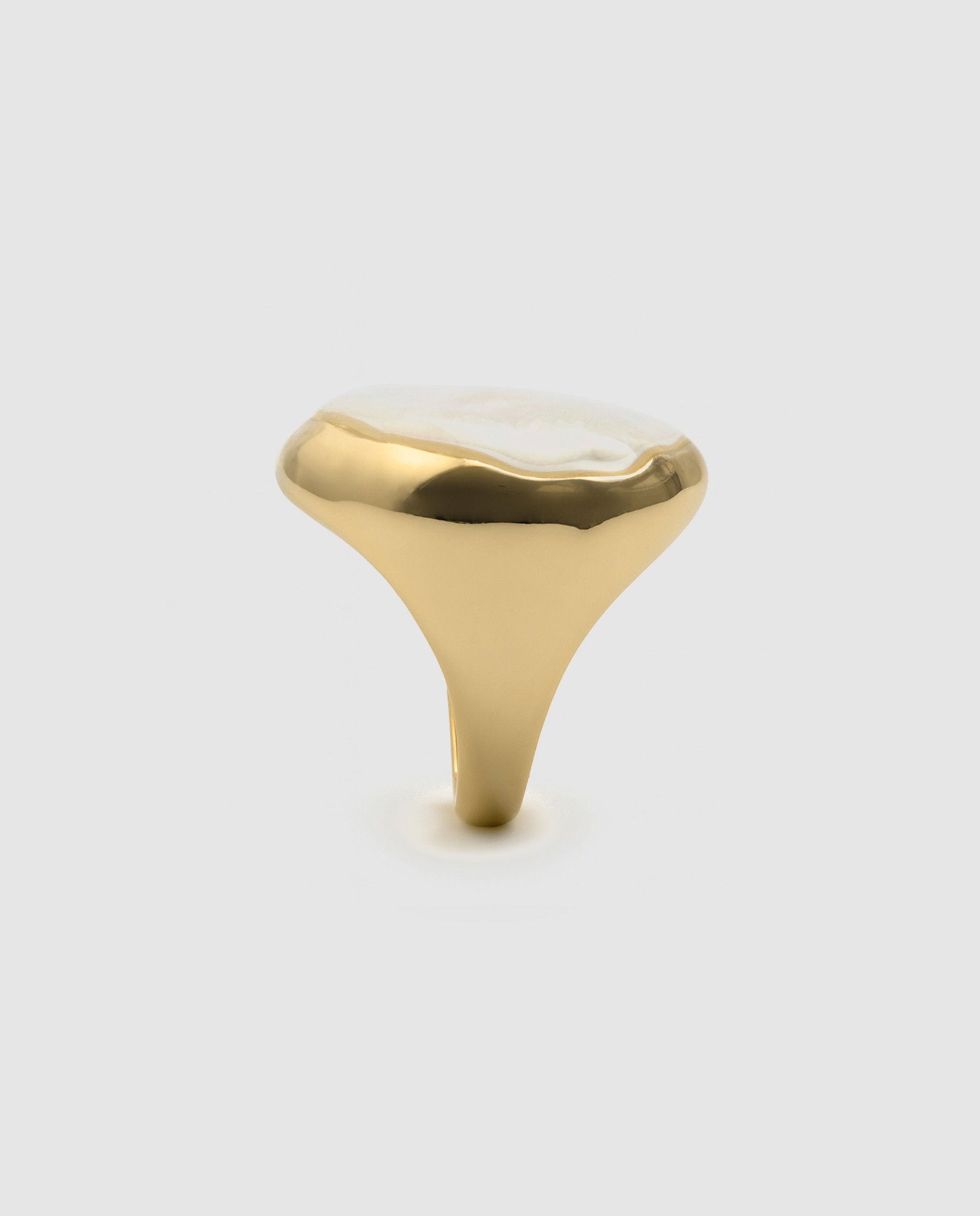 Imagen 3 de Anillo africa con madreperla blanca acabado en oro amarillo de 18k - Luxenter - Dorado Dorado
