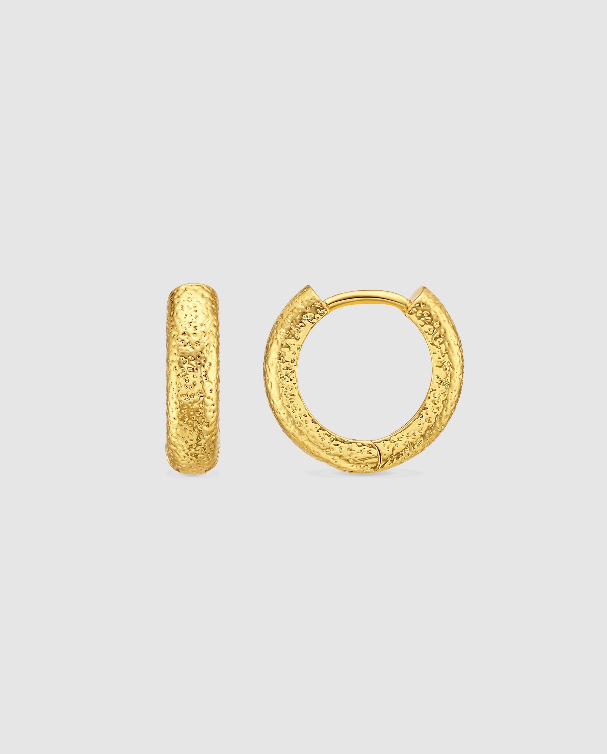 Imagen 0 de Pendientes de aro basic acabados en oro amarillo de 18k