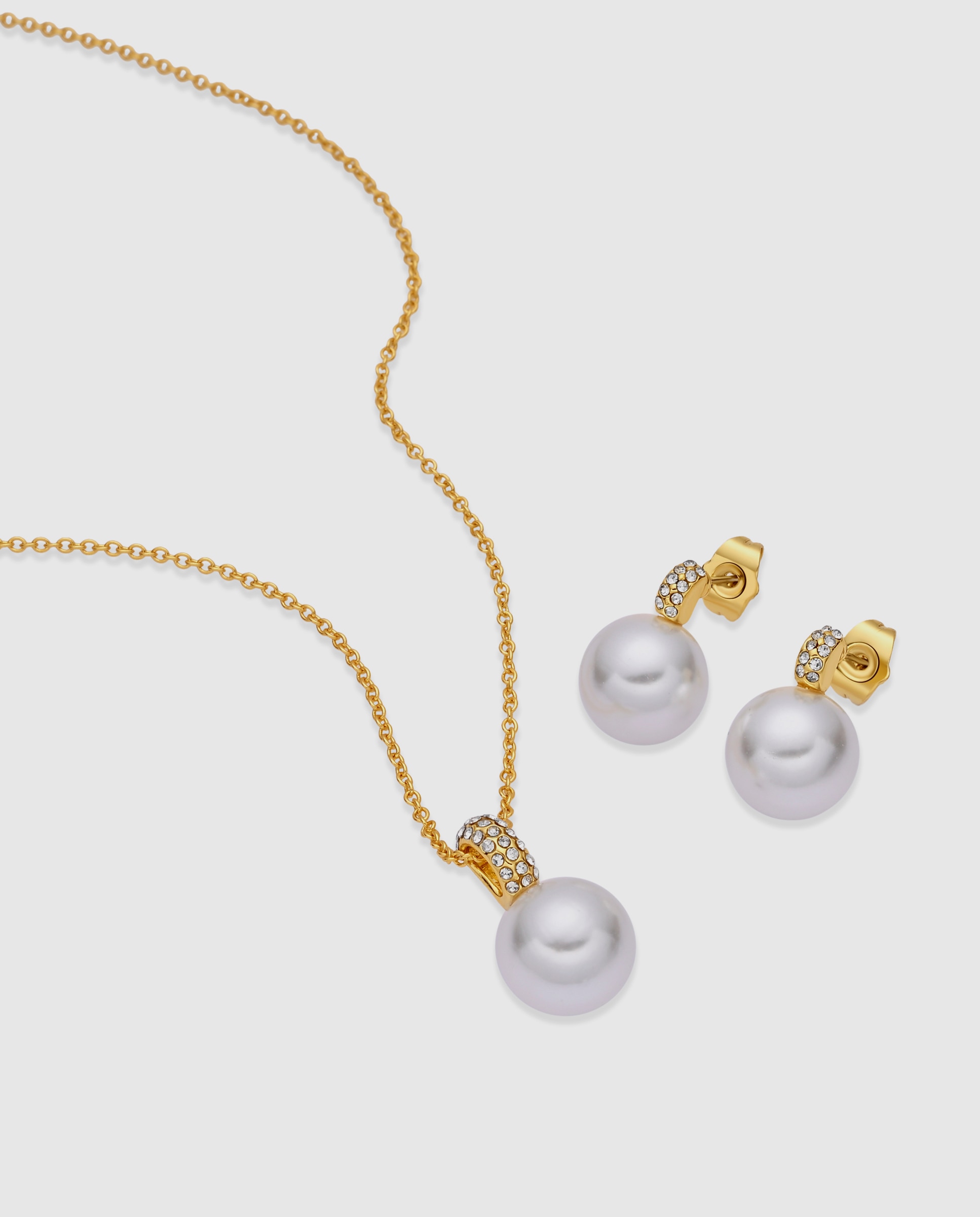 Imagen 0 de Pendiente de botón acabado en oro amarillo 18k con perla Blanco