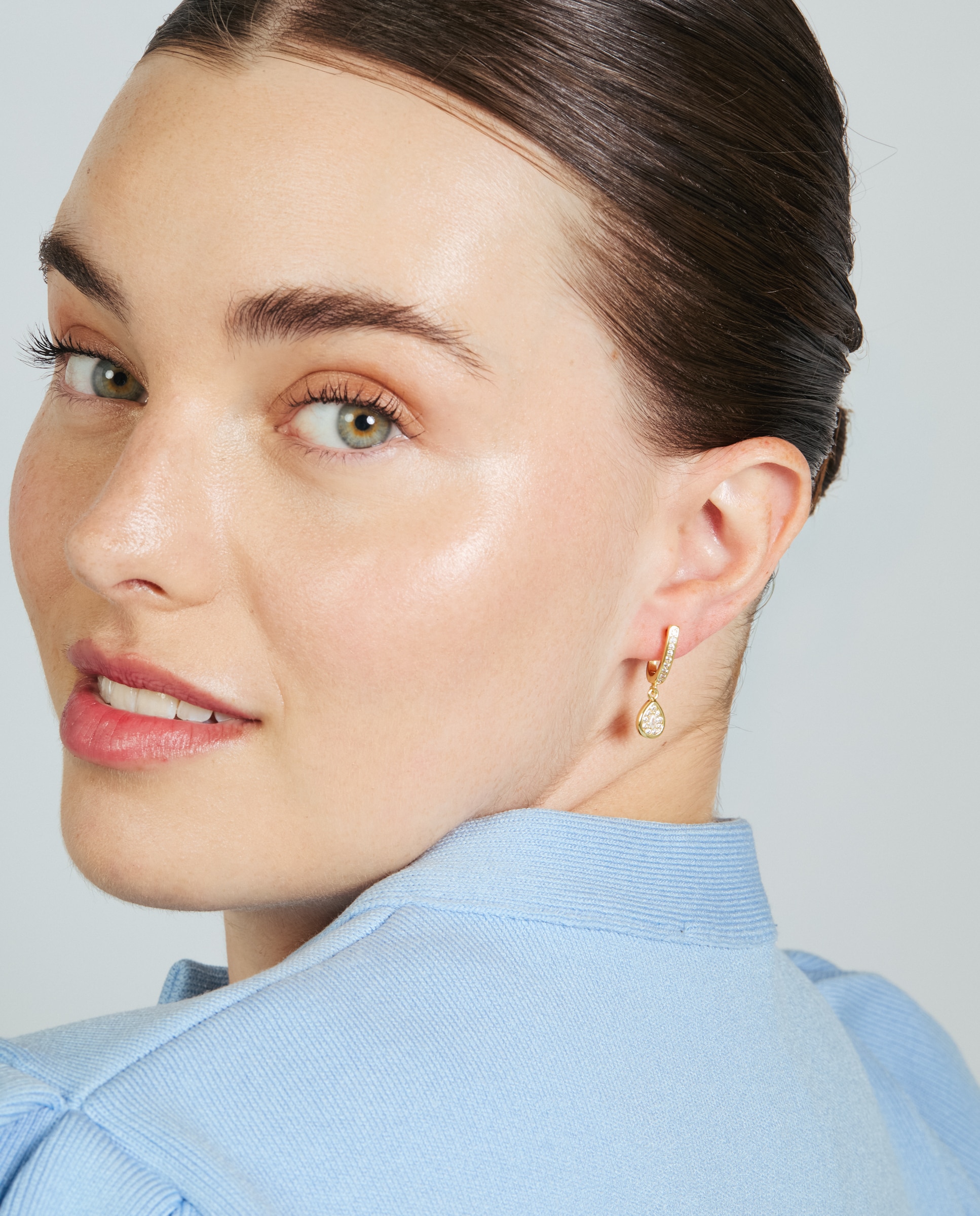 Pendientes acabados en oro amarillo 18k con circonita brillante - Luxenter - Dorado Dorado-2