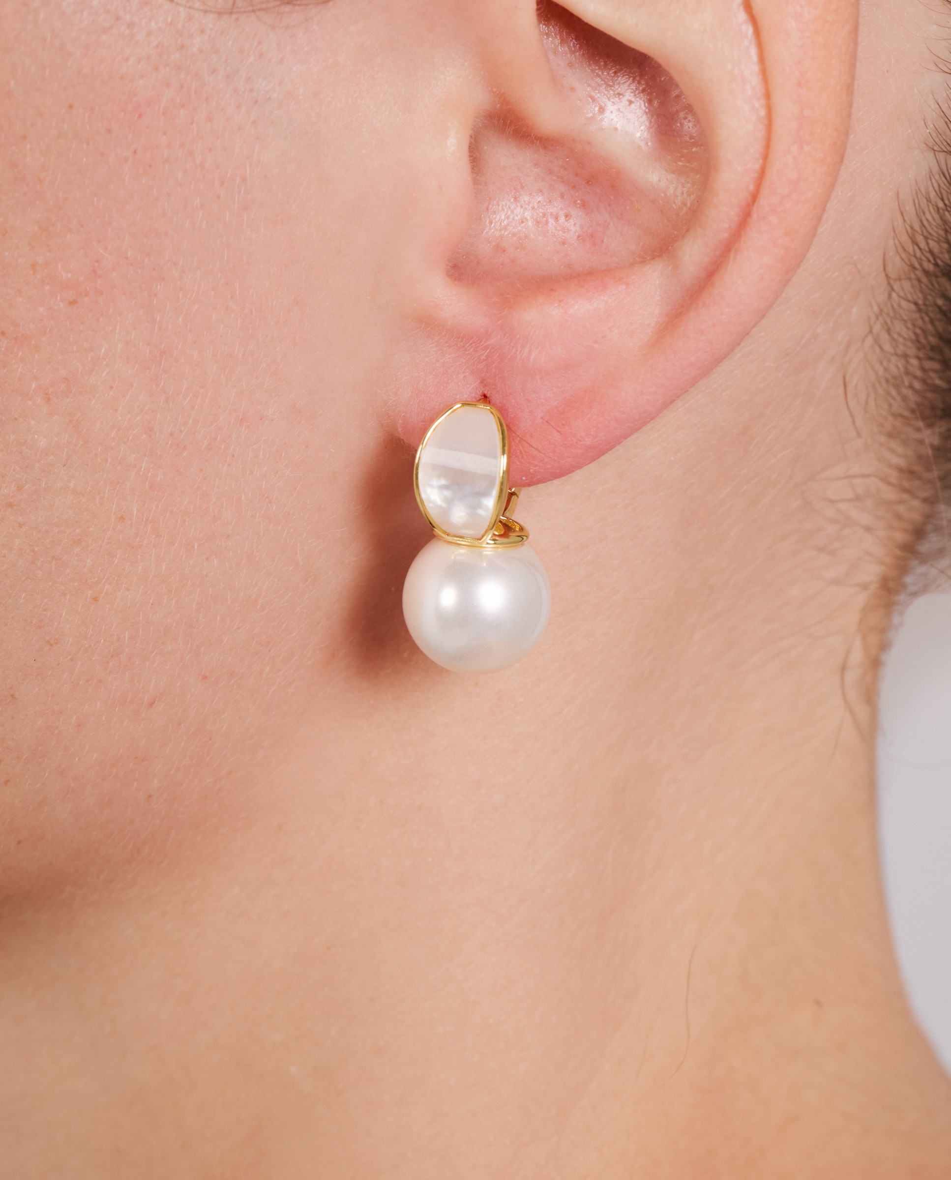 Pendientes acabados en oro amarillo 18k con perla - Luxenter - Blanco Blanco-4