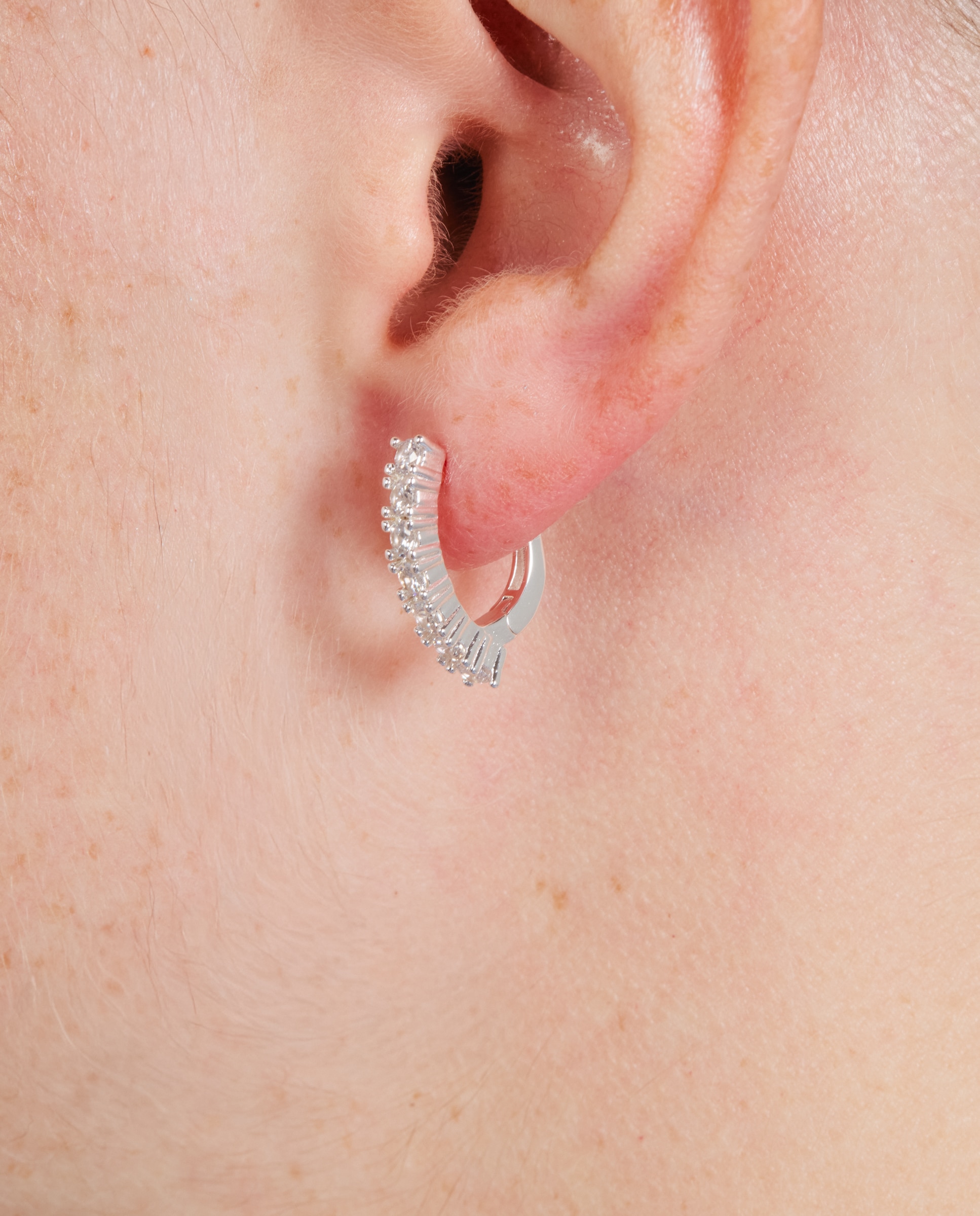 Pendientes de aro basic con circonita acabados en rodio - Luxenter - Blanco Blanco-4